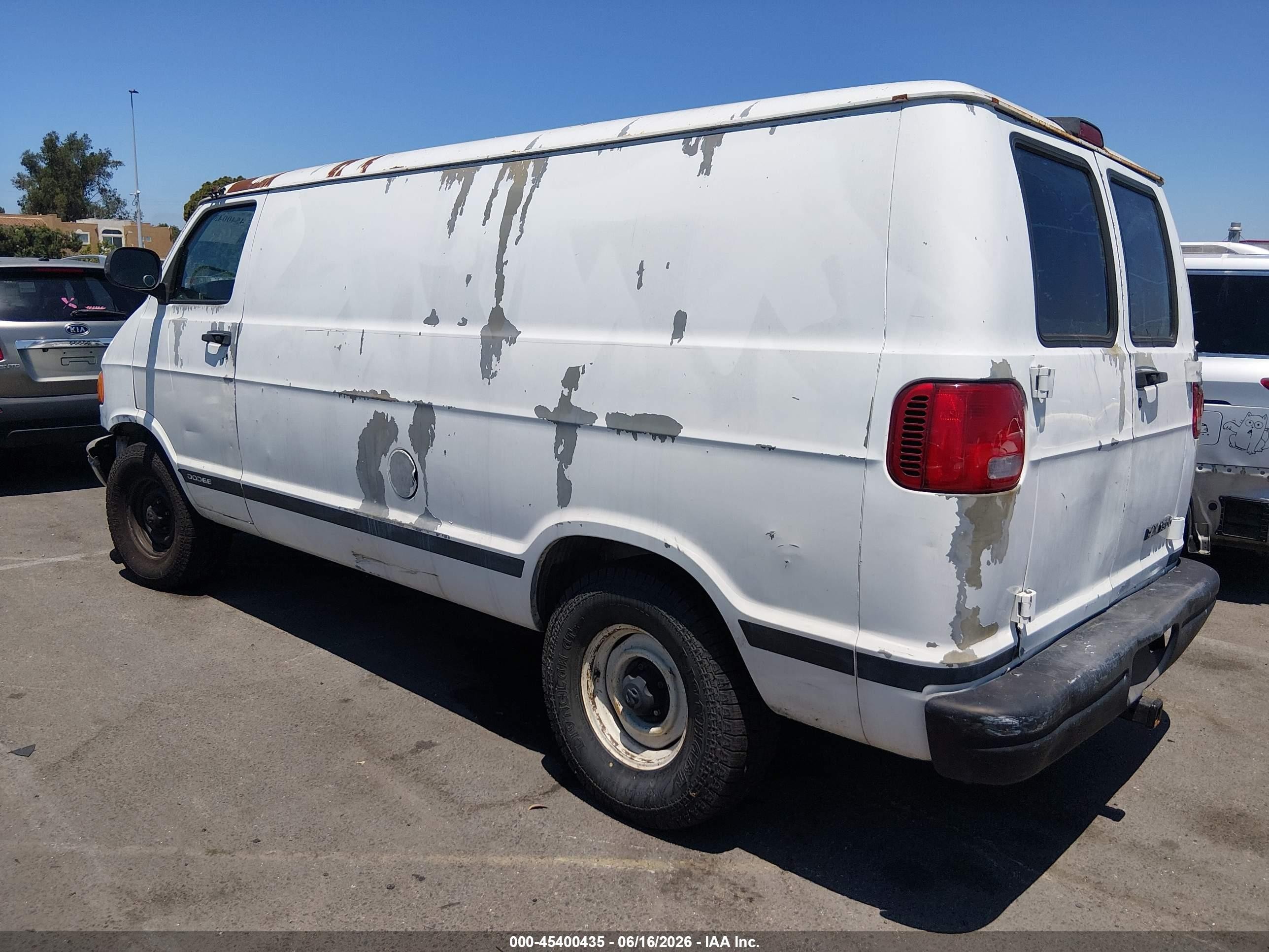 2001 Dodge Ram Van 1500 Conversion Белый vin: 2B7HB11Y11K508601