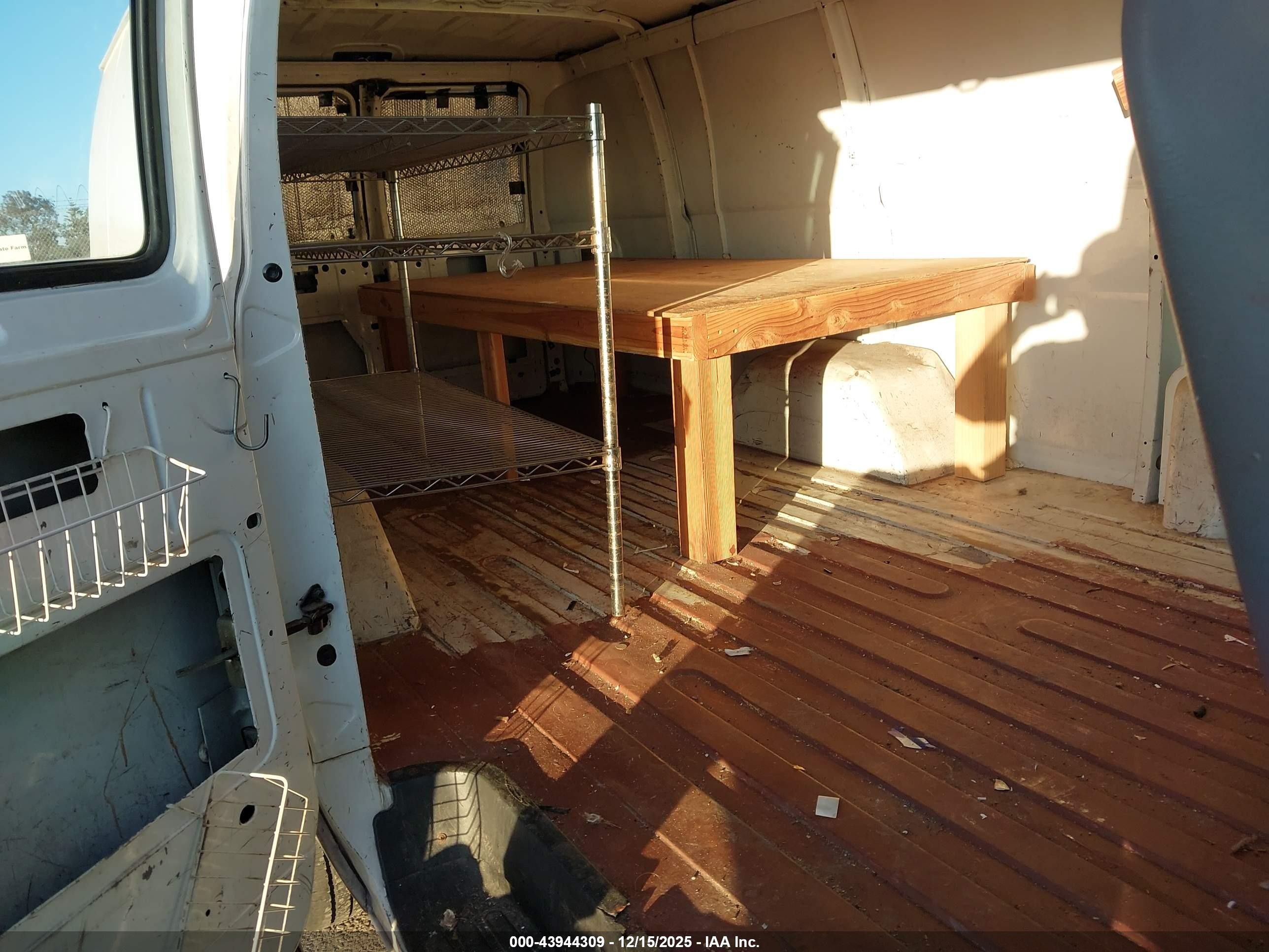 1999 Dodge Ram Van 1500 Commercial/conversion White vin: 2B7HB11Y2XK520877