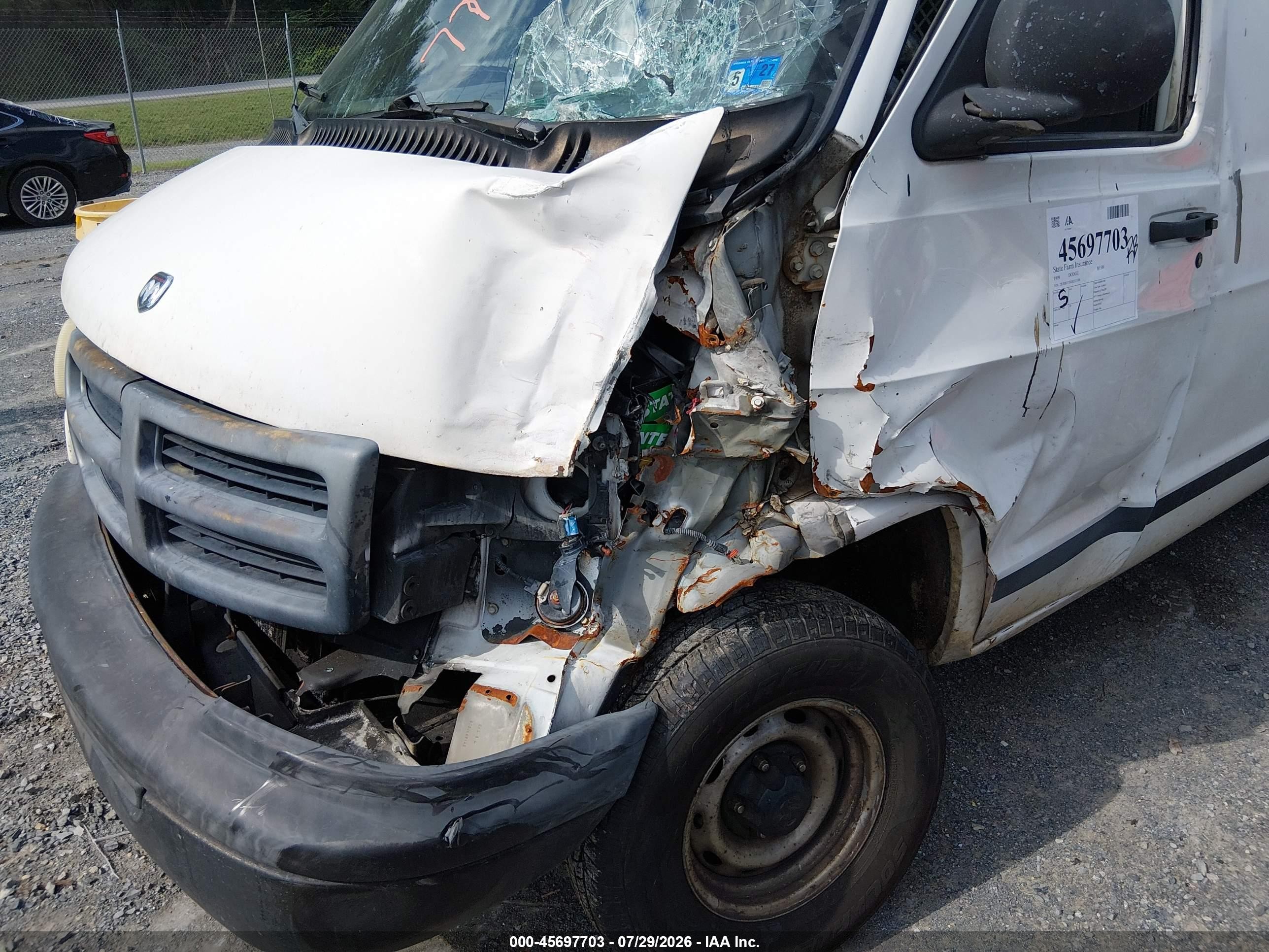 1999 Dodge Ram Van 1500 Commercial/conversion White vin: 2B7HB11Y6XK513186