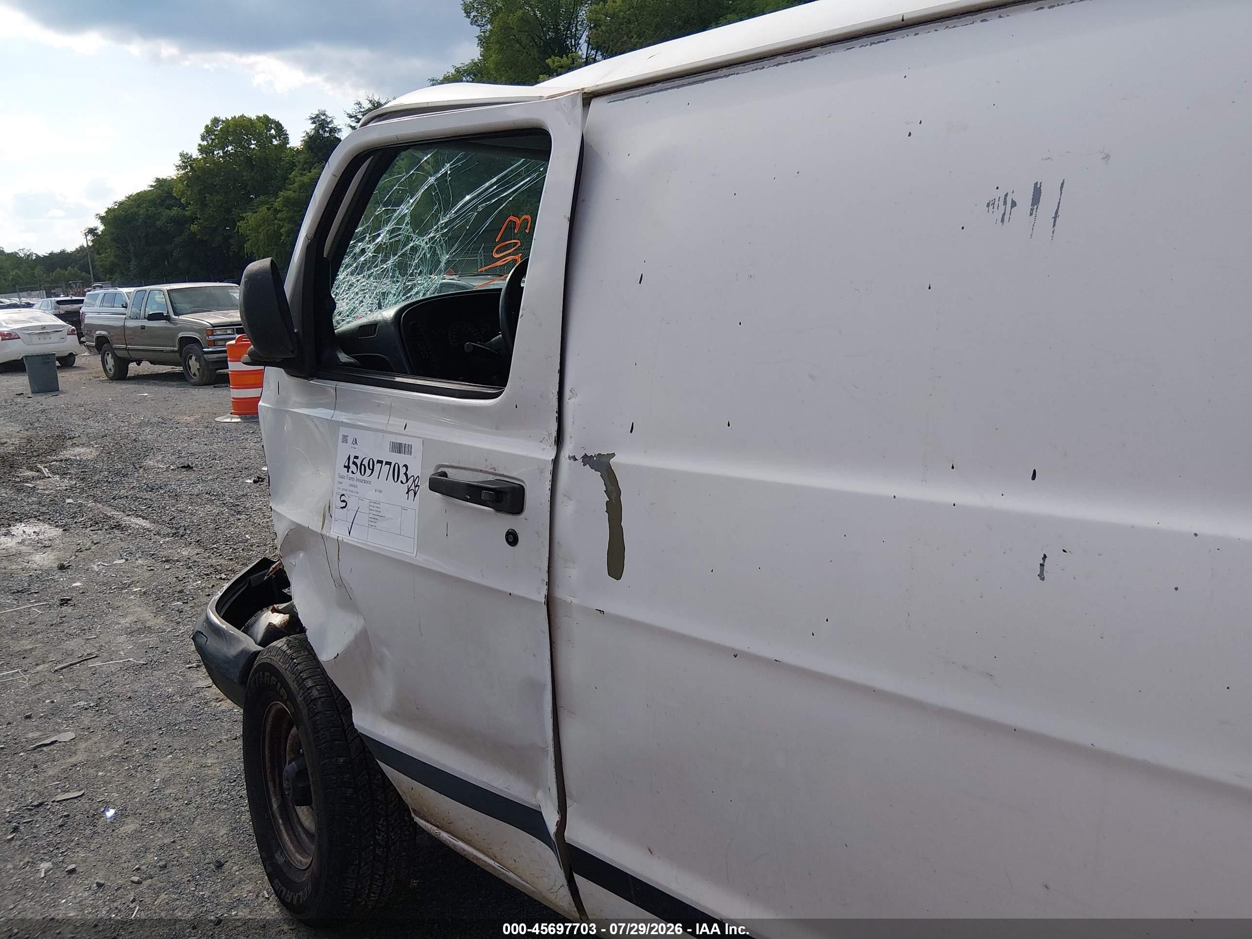 1999 Dodge Ram Van 1500 Commercial/conversion White vin: 2B7HB11Y6XK513186
