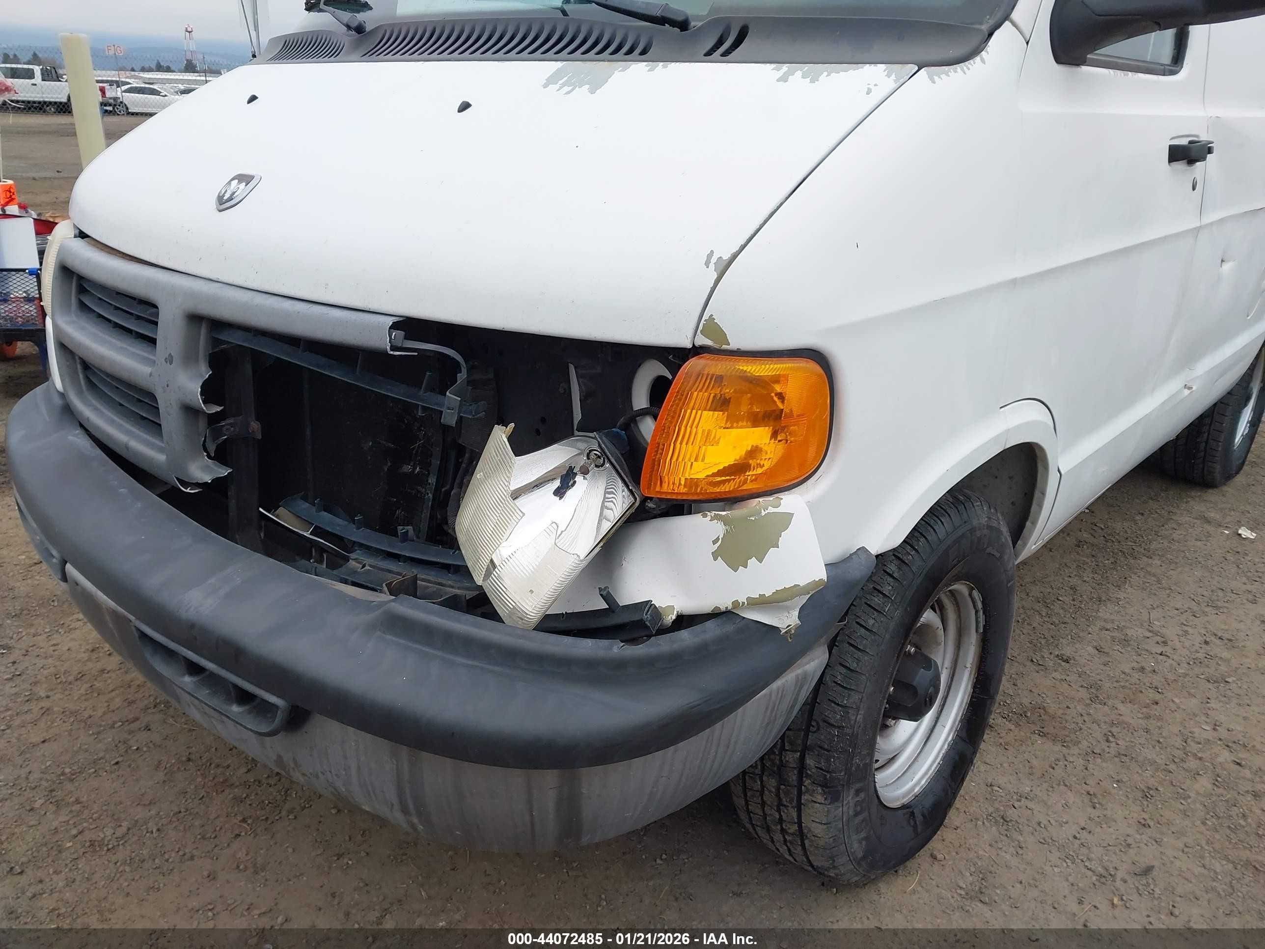 2001 Dodge Ram Van 1500 Conversion Белый vin: 2B7HB11Y81K553583