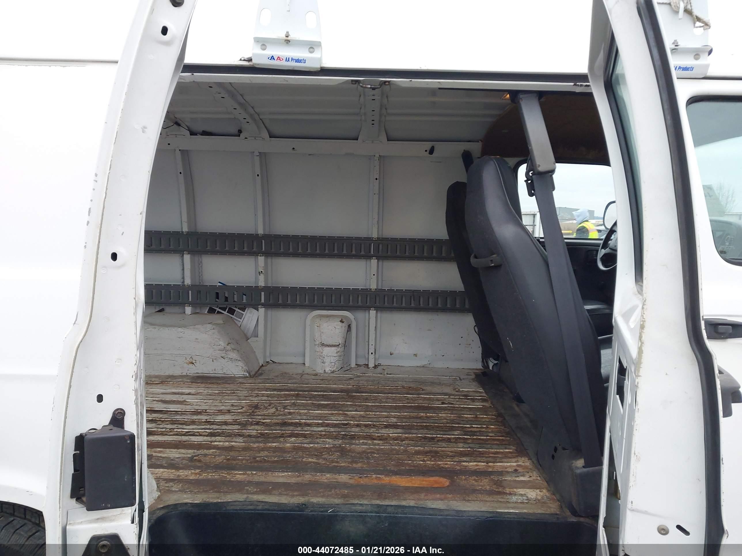 2001 Dodge Ram Van 1500 Conversion Белый vin: 2B7HB11Y81K553583