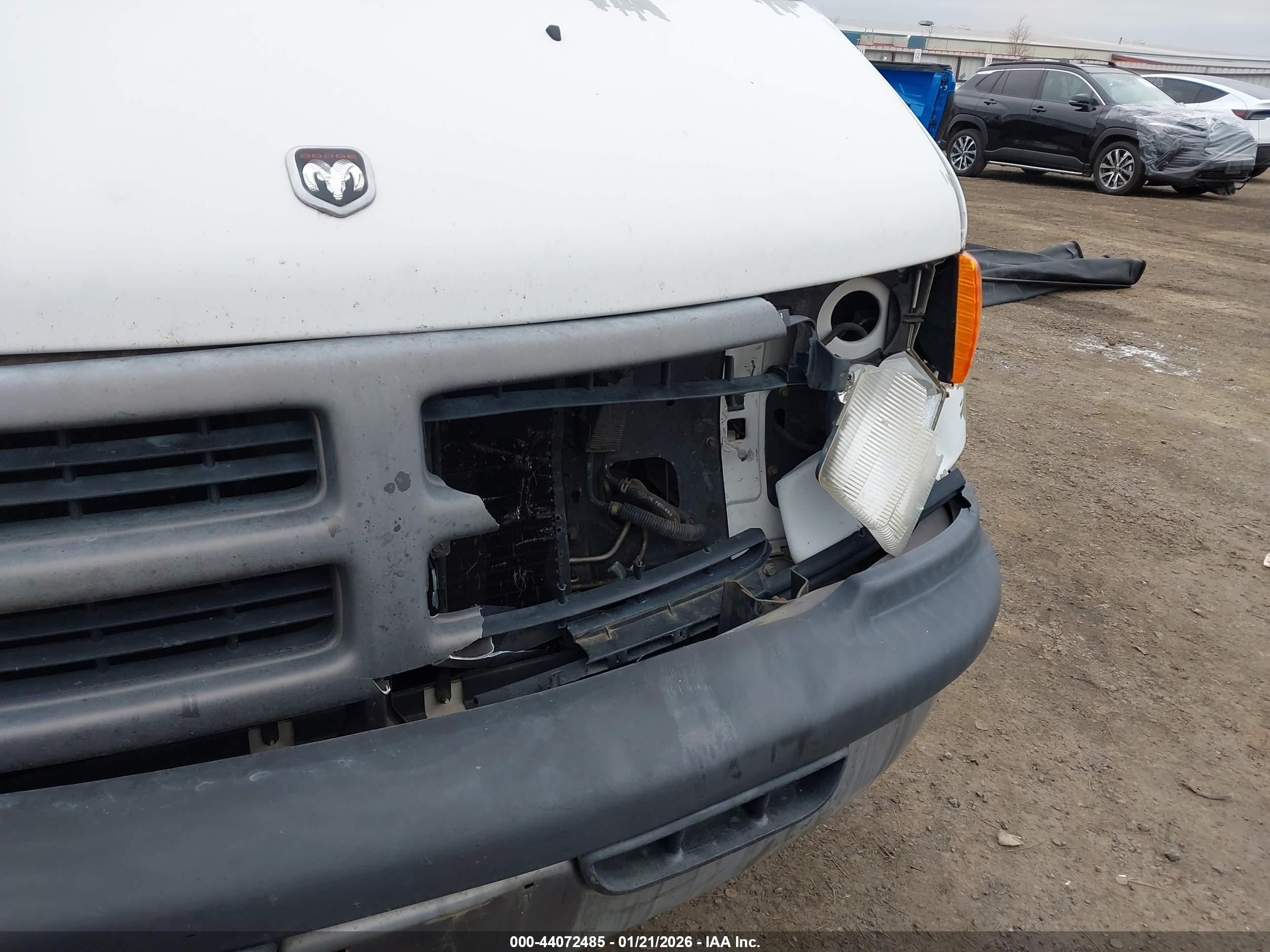 2001 Dodge Ram Van 1500 Conversion Белый vin: 2B7HB11Y81K553583