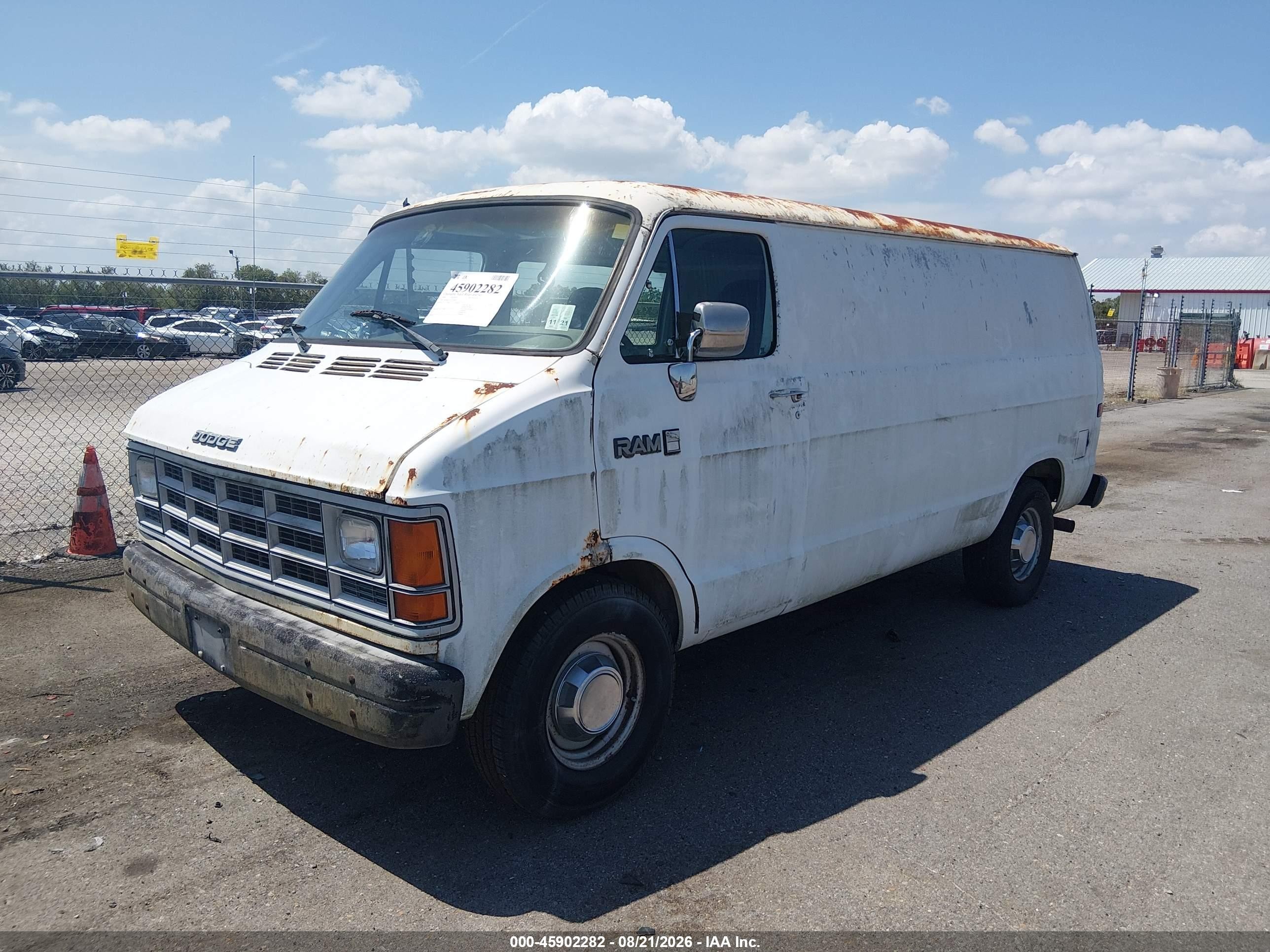 1990 Dodge Ram Van B250 Белый vin: 2B7HB21Y3LK700191