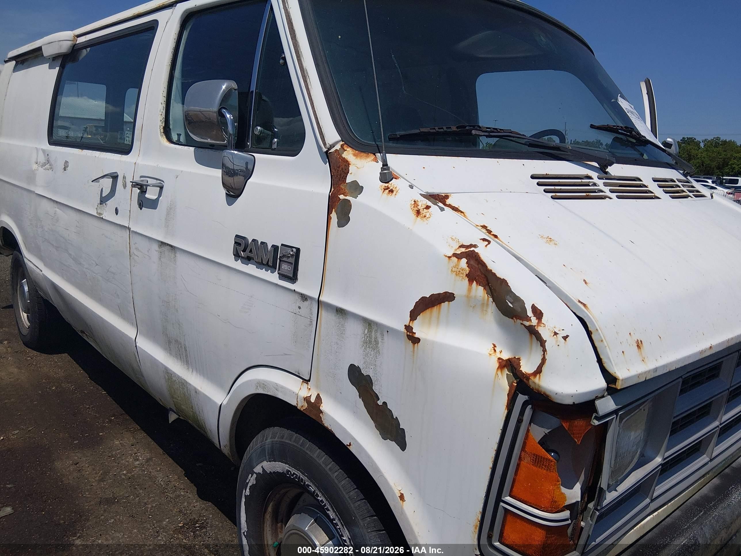 1990 Dodge Ram Van B250 Белый vin: 2B7HB21Y3LK700191
