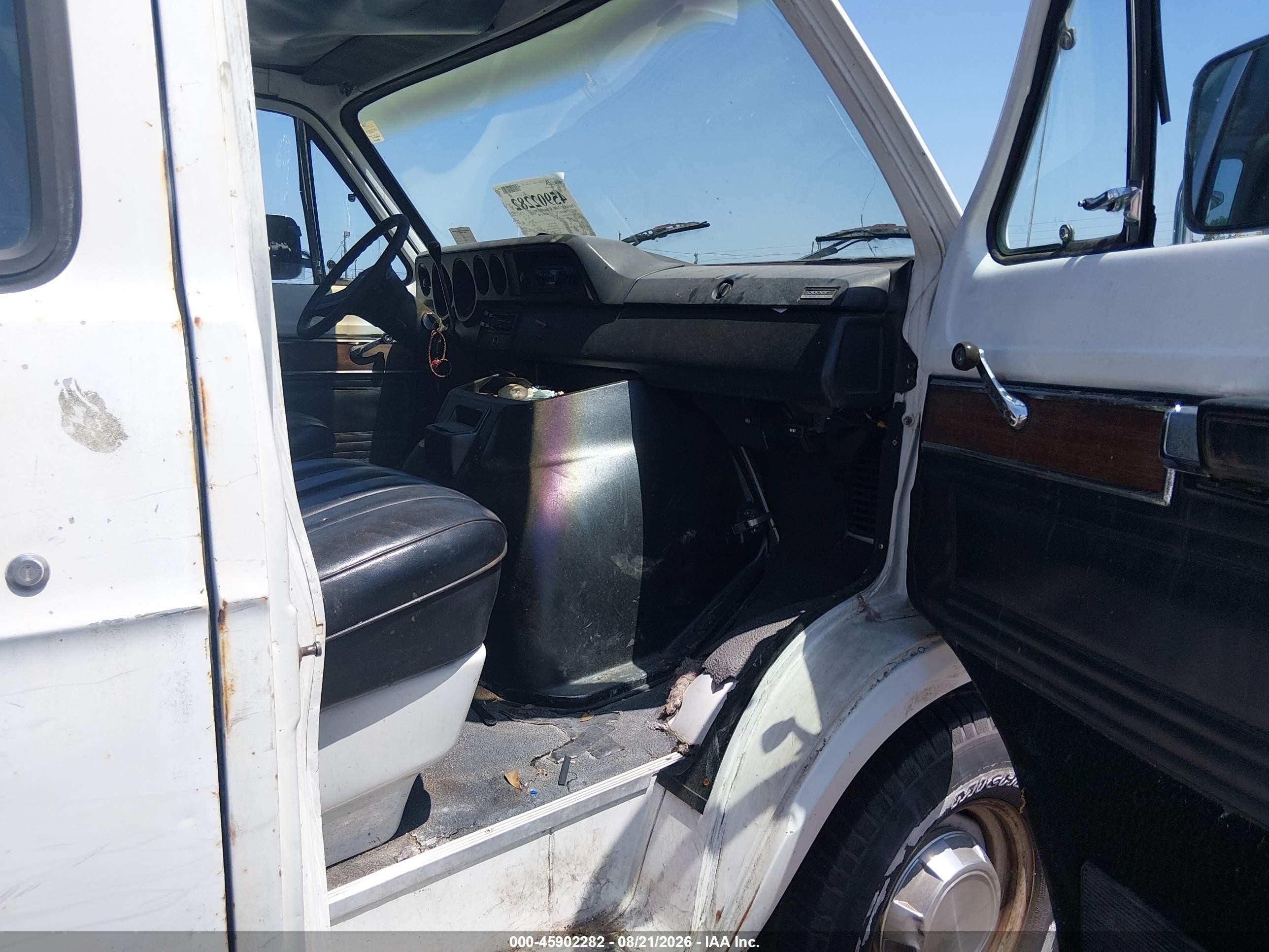 1990 Dodge Ram Van B250 Белый vin: 2B7HB21Y3LK700191