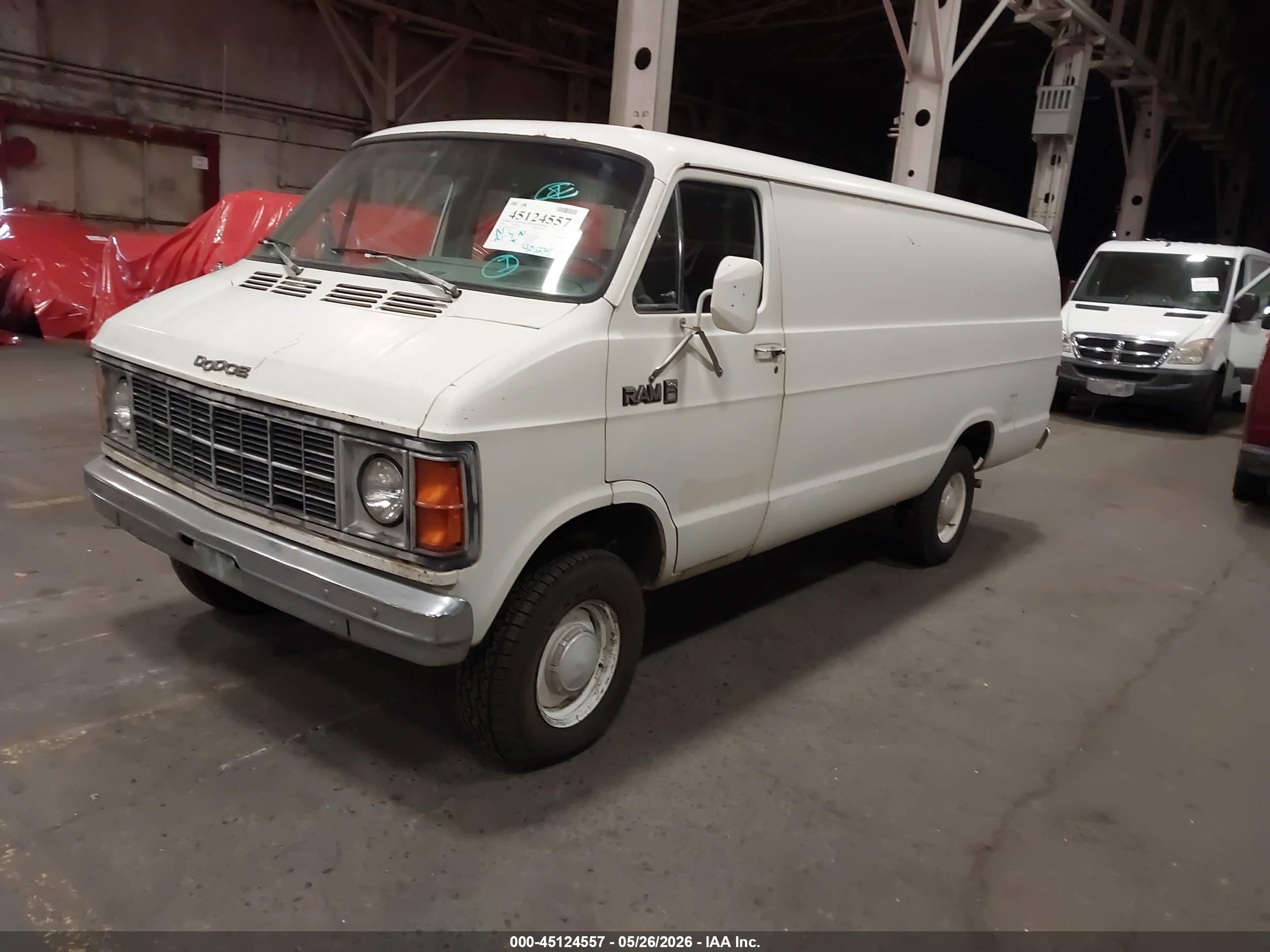 1982 Dodge Ram Van B250 White vin: 2B7HB23P4CK142551