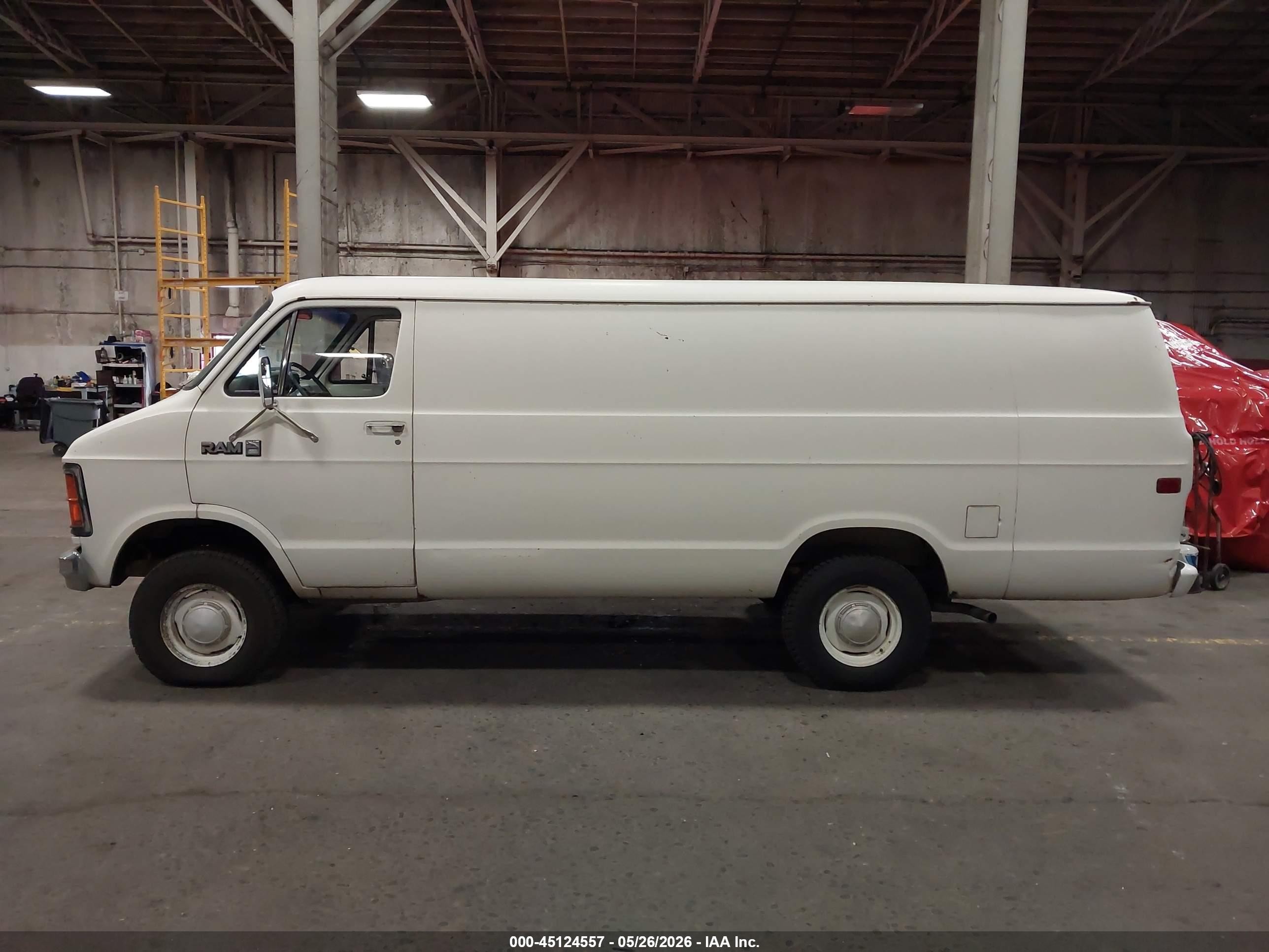 1982 Dodge Ram Van B250 White vin: 2B7HB23P4CK142551