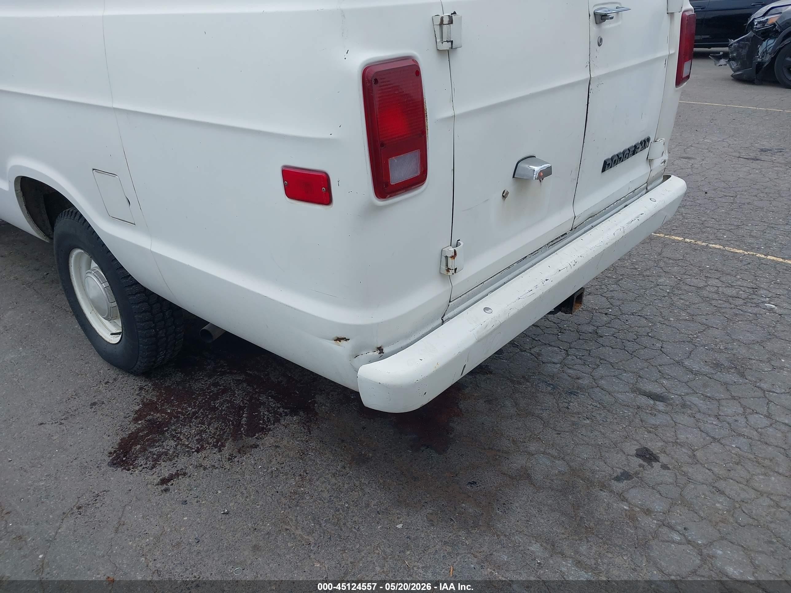 1982 Dodge Ram Van B250 White vin: 2B7HB23P4CK142551