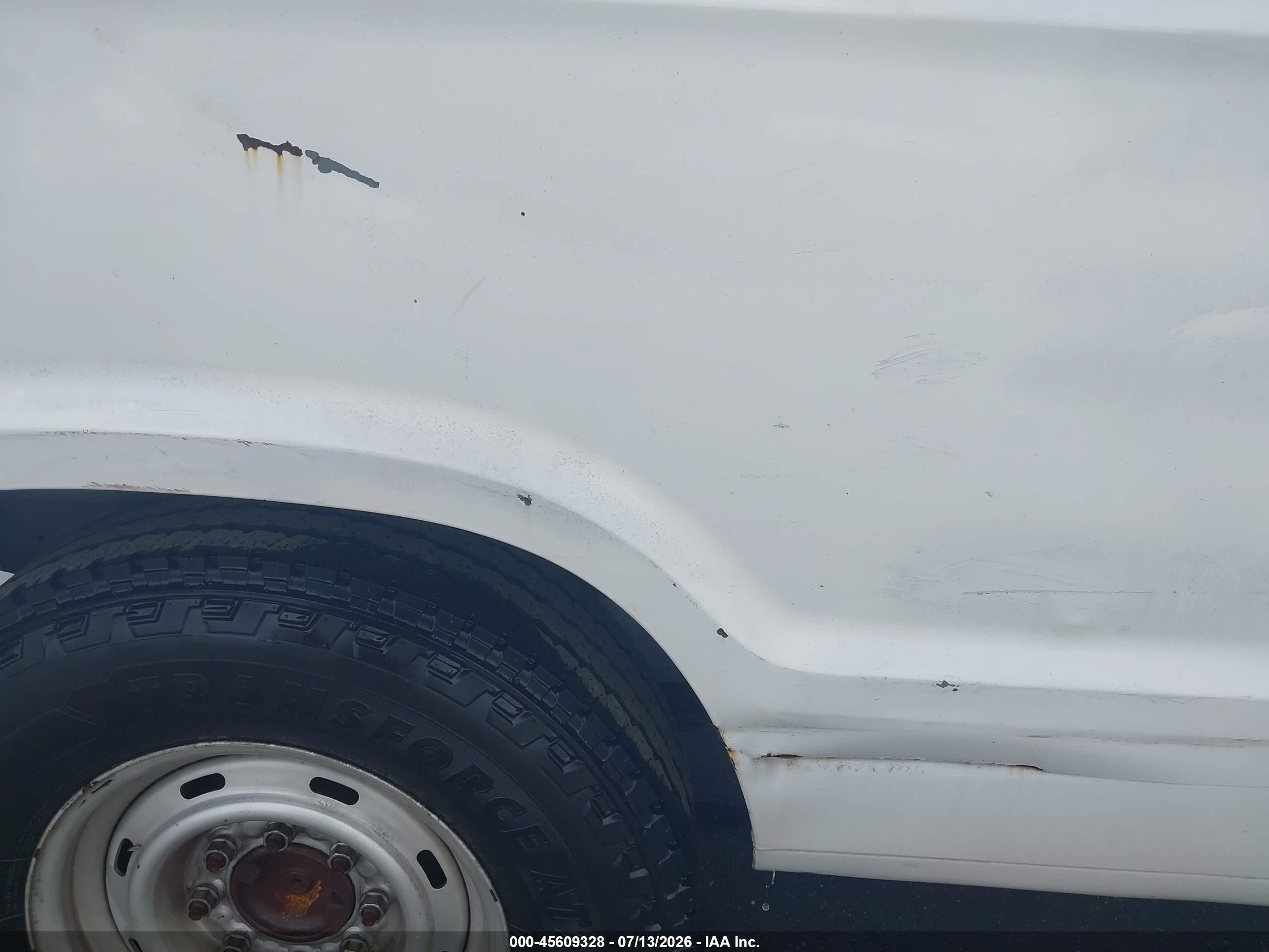 2000 Dodge Ram Van 2500 Conversion White vin: 2B7JB21Y1YK146805