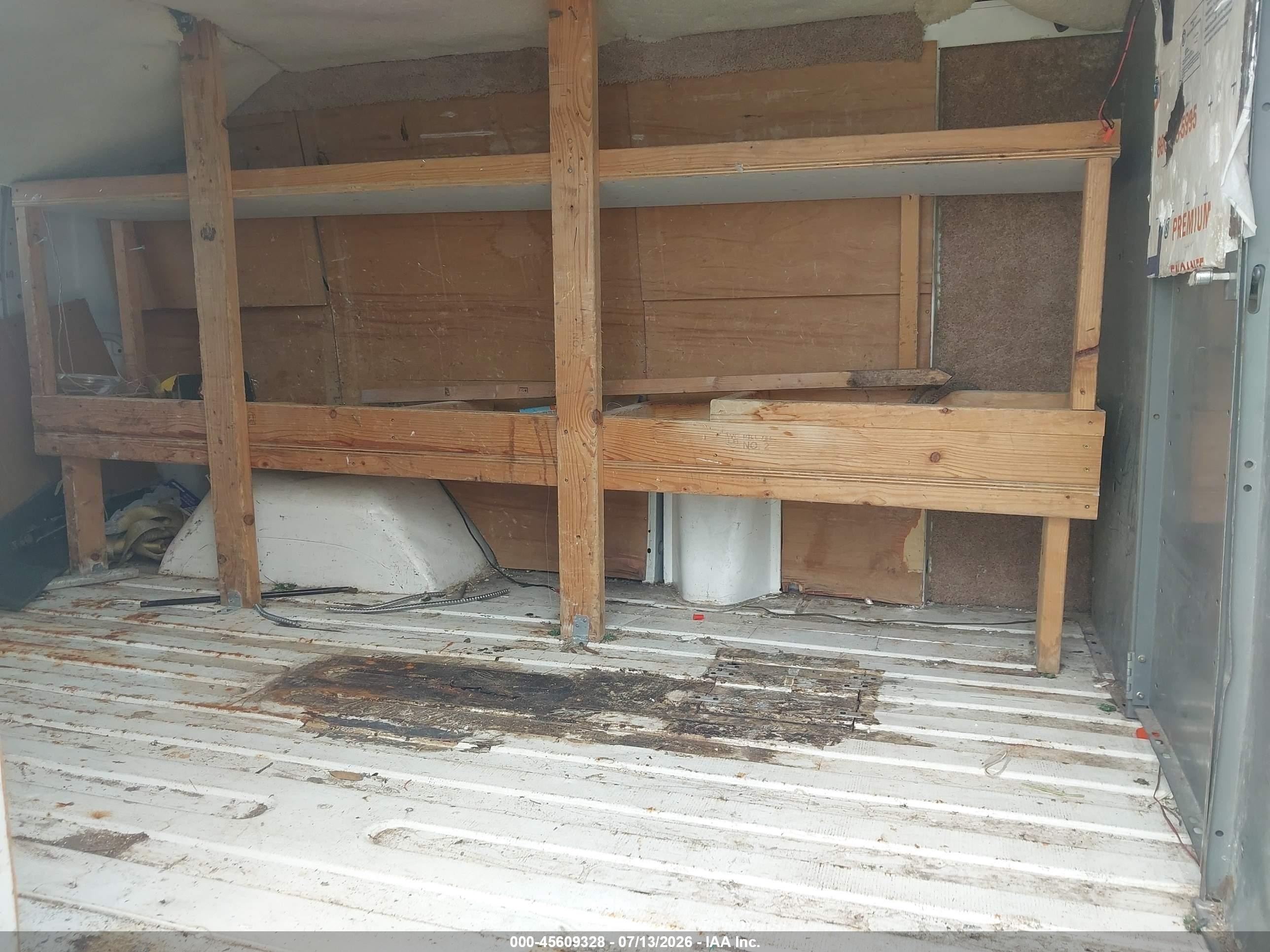 2000 Dodge Ram Van 2500 Conversion White vin: 2B7JB21Y1YK146805
