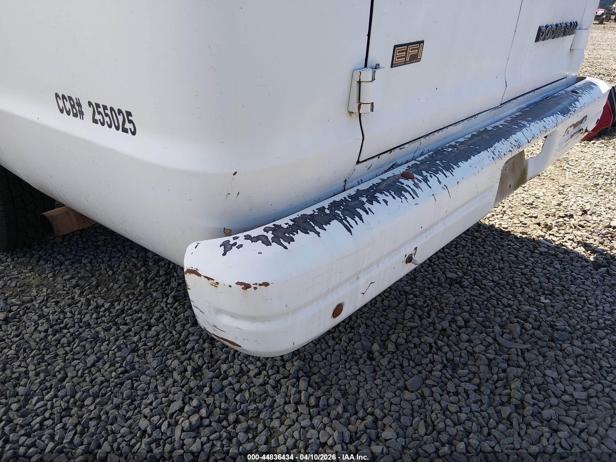 1989 Dodge Ram Van B350 White vin: 2B7JB31Z2KK386760
