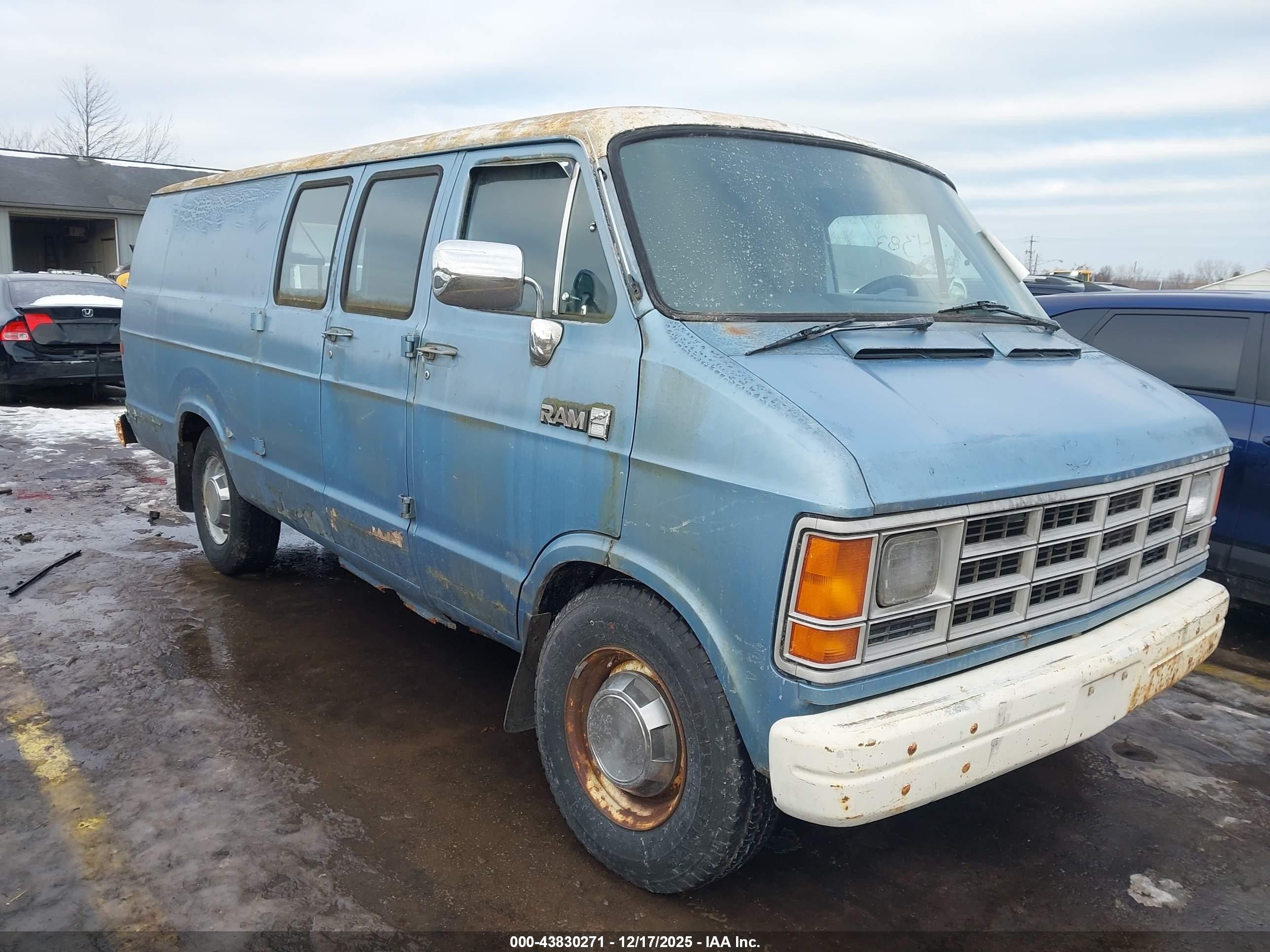 1986 Dodge Ram Van B350 Blue vin: 2B7JB33T1GK611511