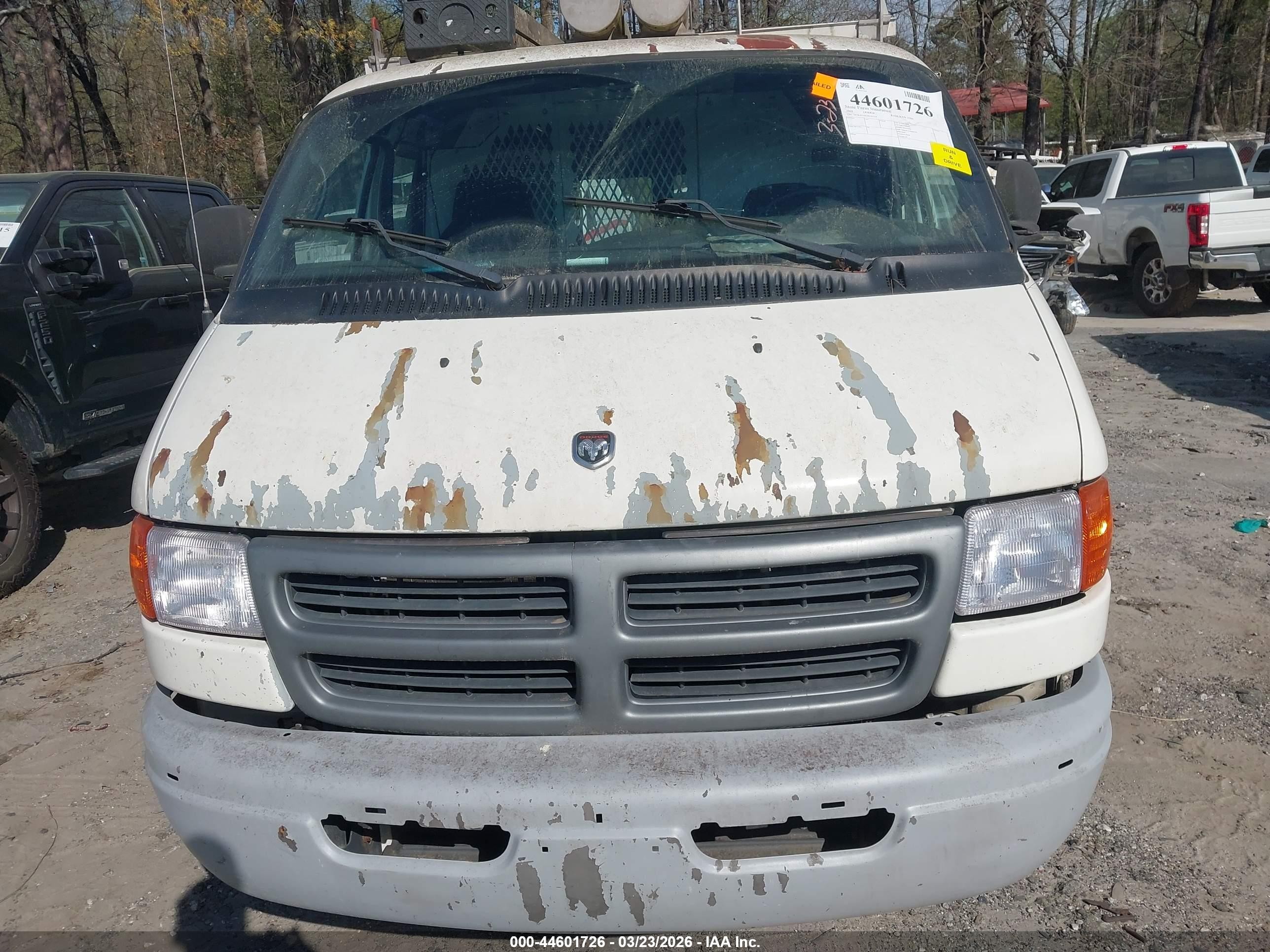 2002 Dodge Ram Van 3500 Conversion Белый vin: 2B7KB31Z62K125524