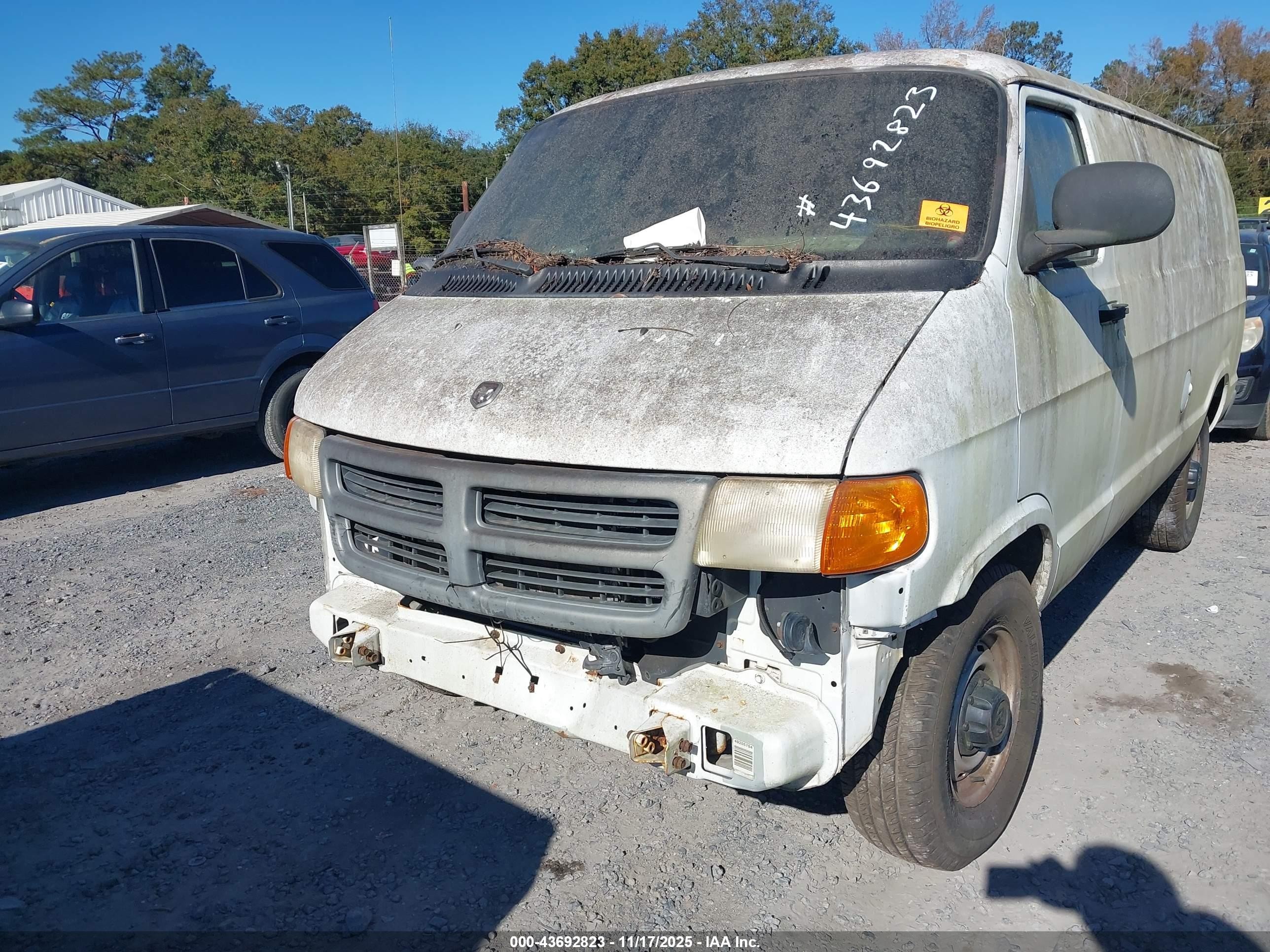 2002 Dodge Ram Van 3500 Conversion Белый vin: 2B7KB31Z92K128000