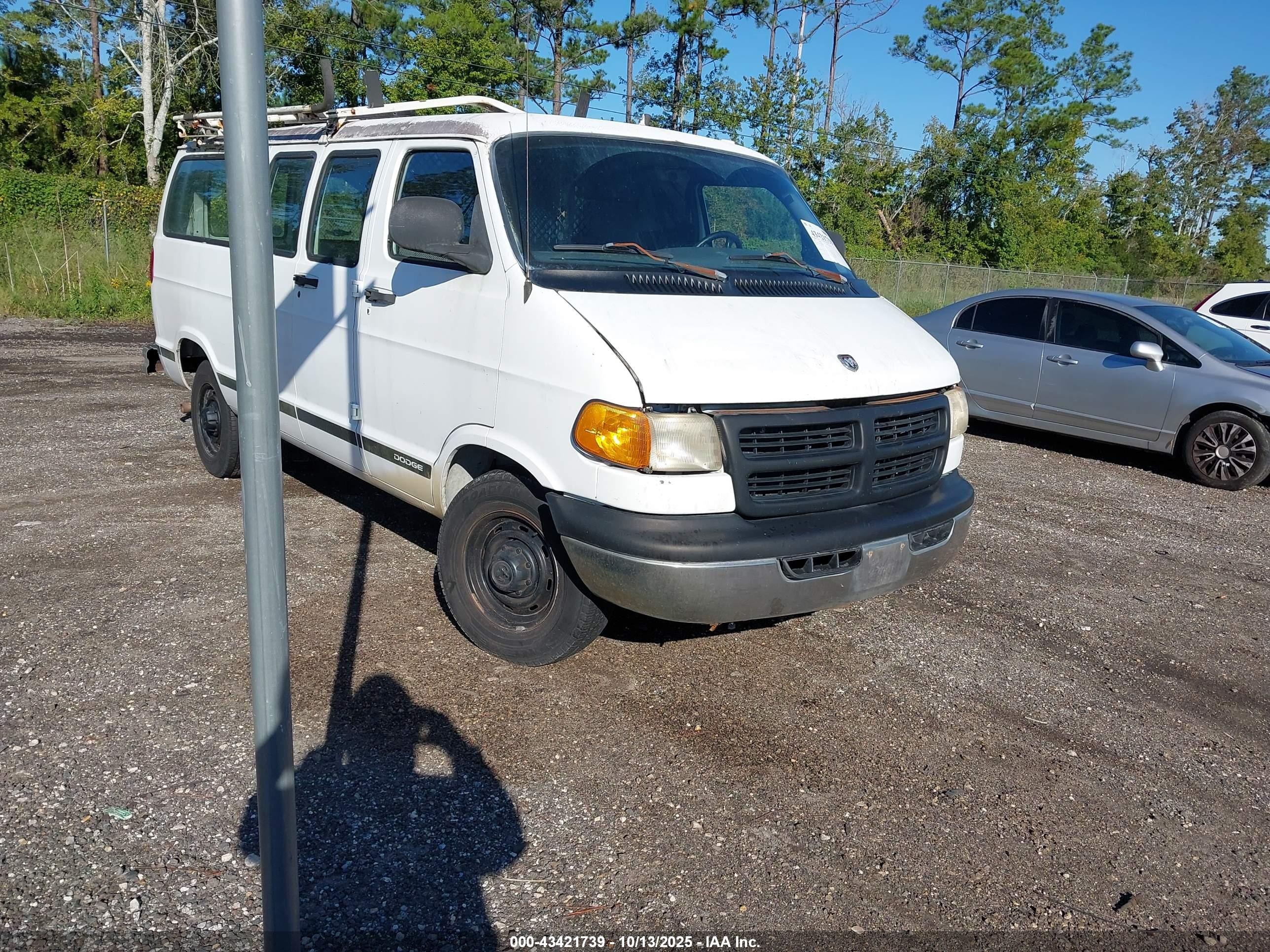 1999 Dodge Ram Van 3500 Commercial/commercial Maxi/conversion White vin: 2B7KB31Z9XK542580