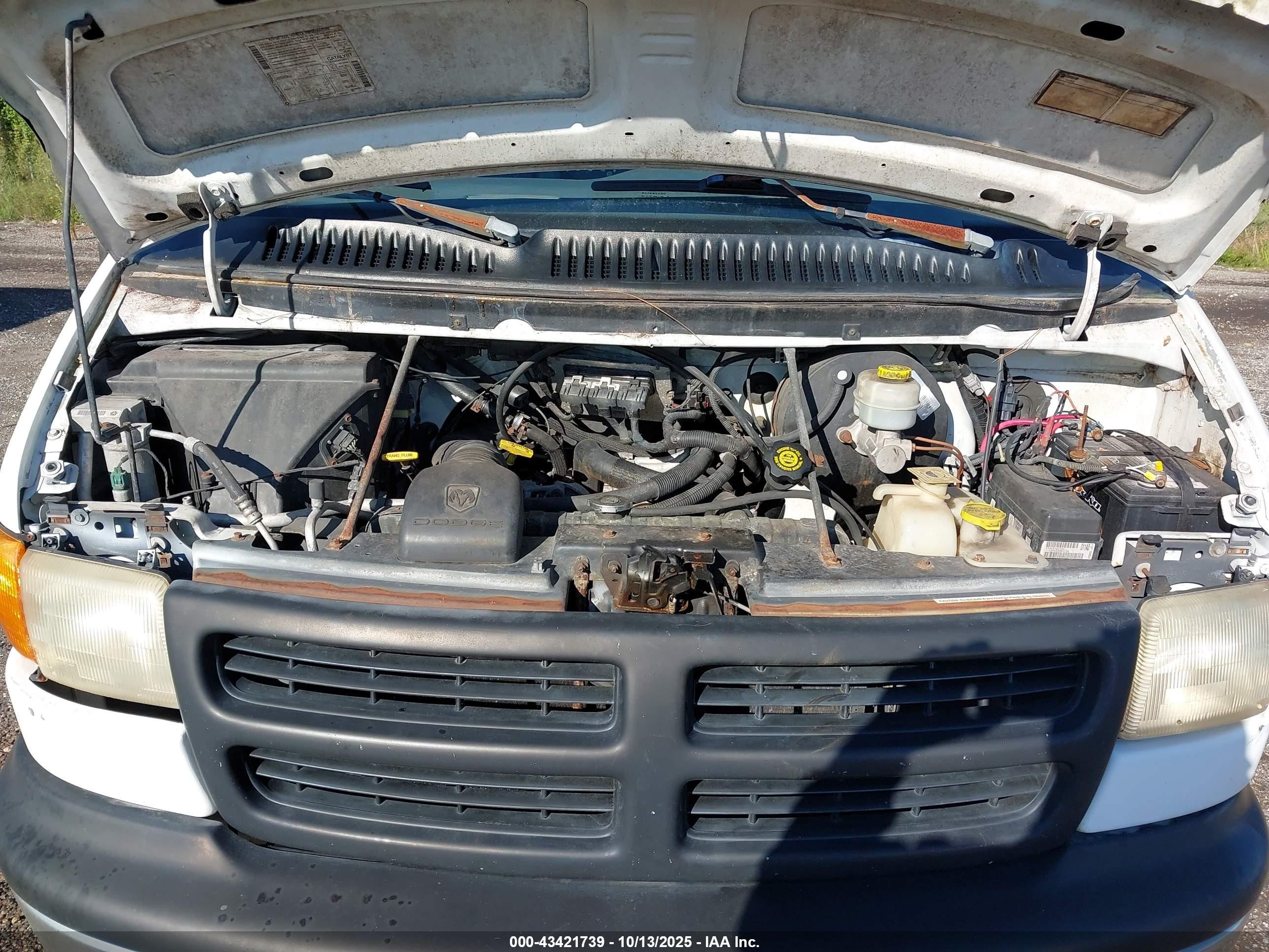 1999 Dodge Ram Van 3500 Commercial/commercial Maxi/conversion White vin: 2B7KB31Z9XK542580