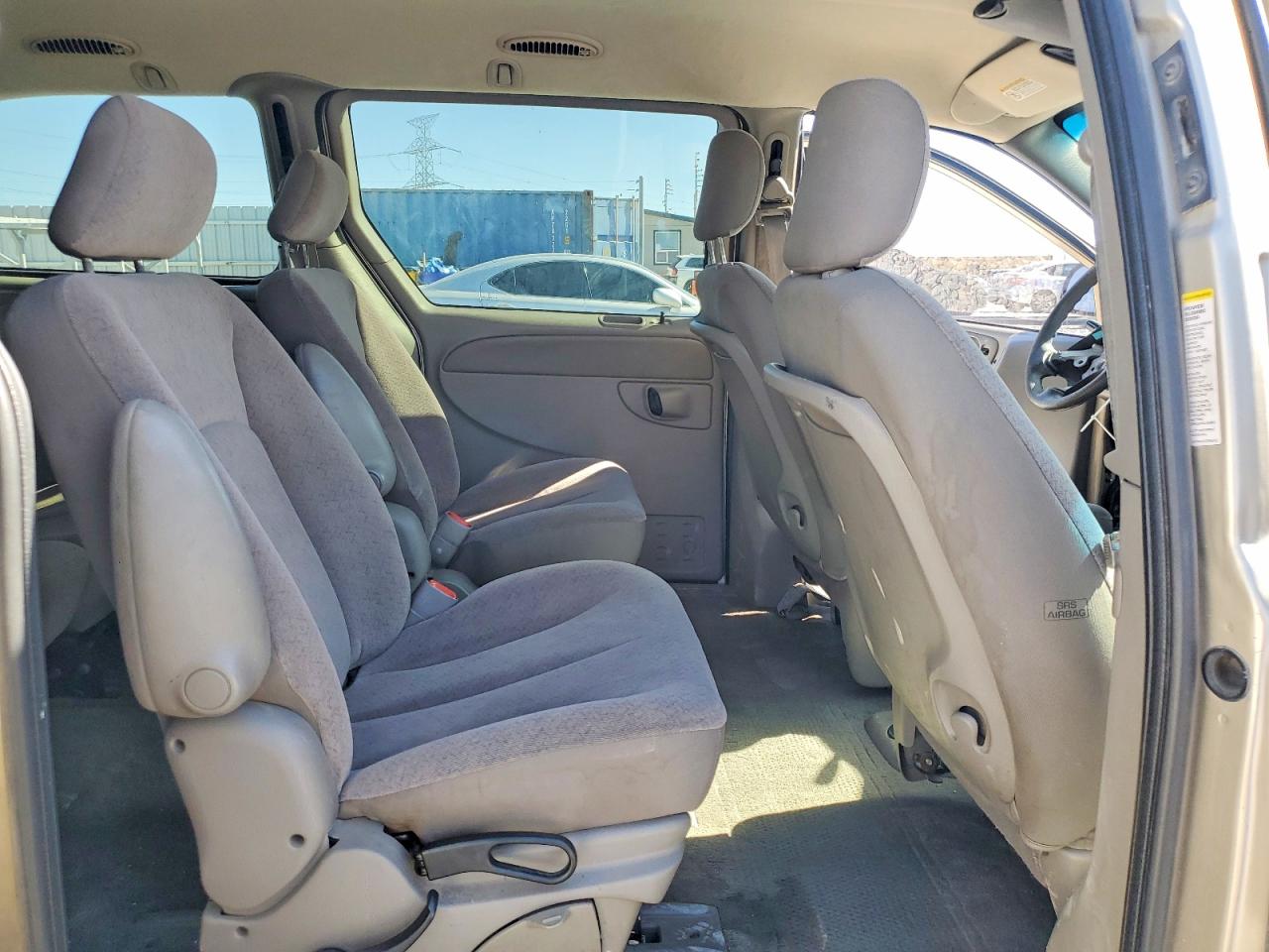 2002 Dodge Grand Caravan El Золотой vin: 2B8GP34302R590074