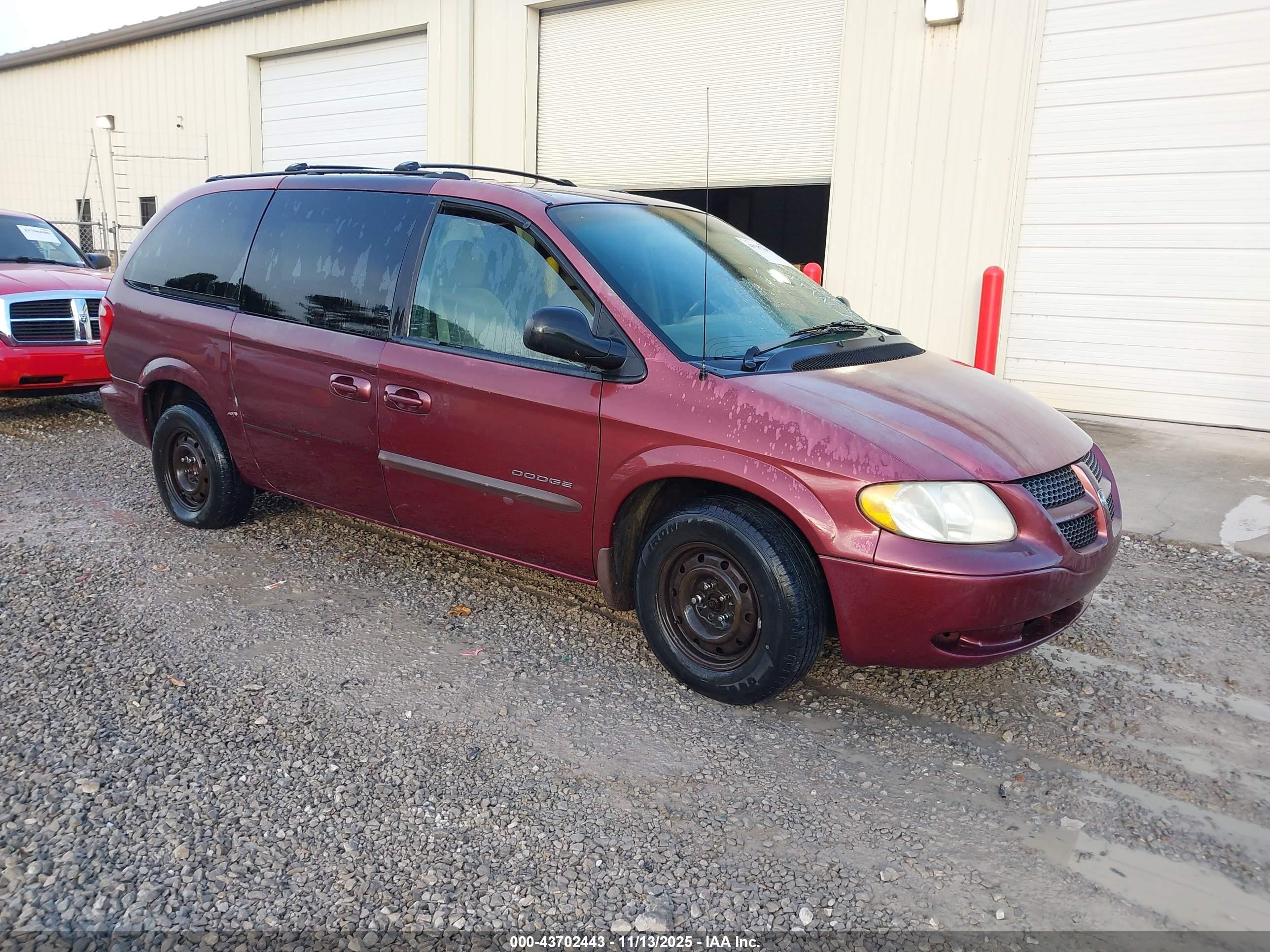 2001 Dodge Grand Caravan Sport Red vin: 2B8GP44301R204886