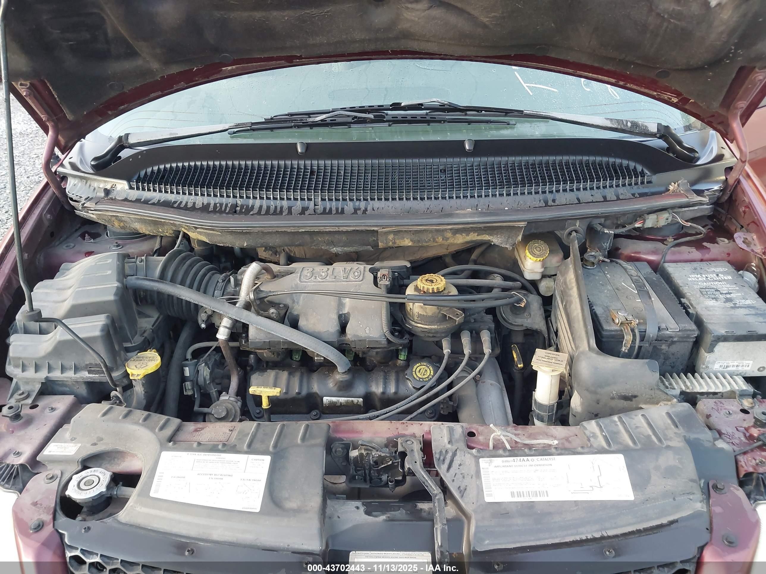 2001 Dodge Grand Caravan Sport Red vin: 2B8GP44301R204886