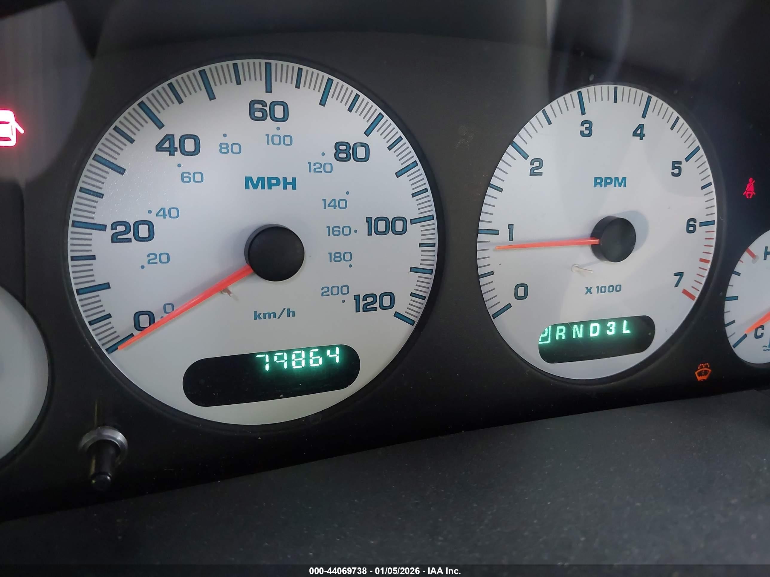 2001 Dodge Grand Caravan Sport Silver vin: 2B8GP44311R227450