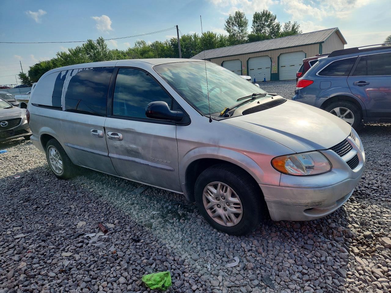 2001 Dodge Grand Caravan Sport Silver vin: 2B8GP44391R204711