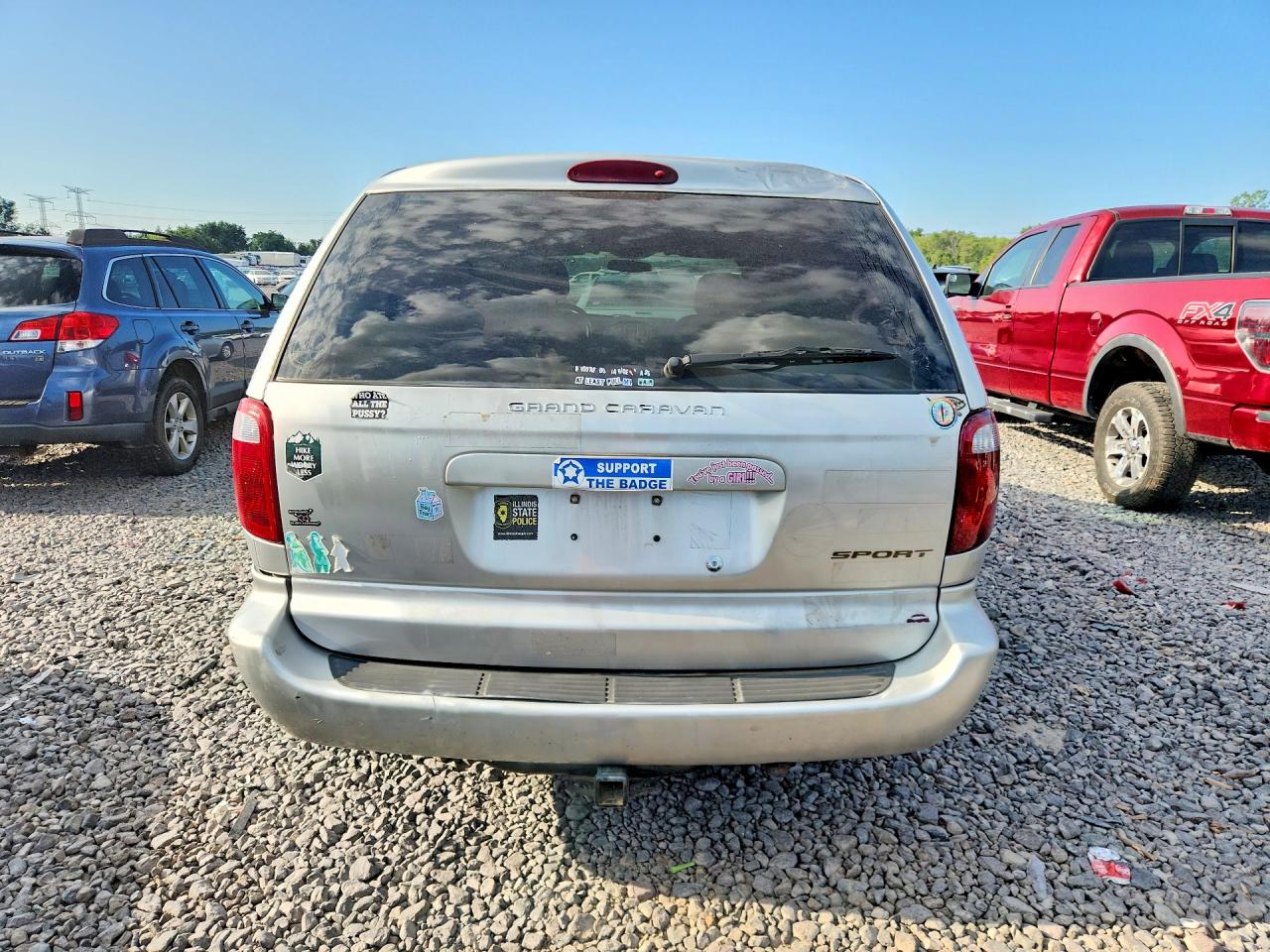 2001 Dodge Grand Caravan Sport Silver vin: 2B8GP44391R204711