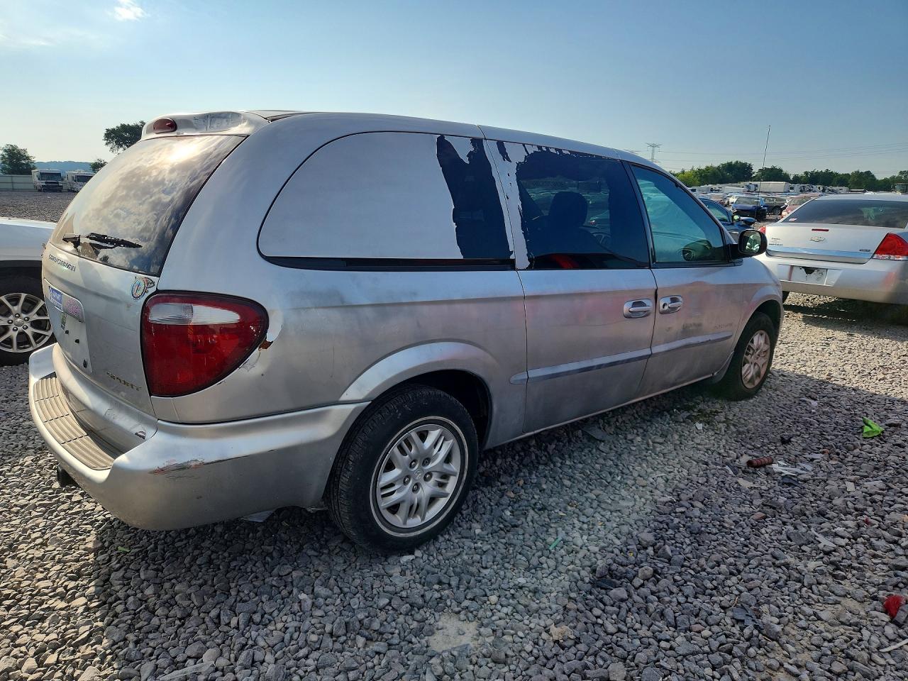 2001 Dodge Grand Caravan Sport Silver vin: 2B8GP44391R204711