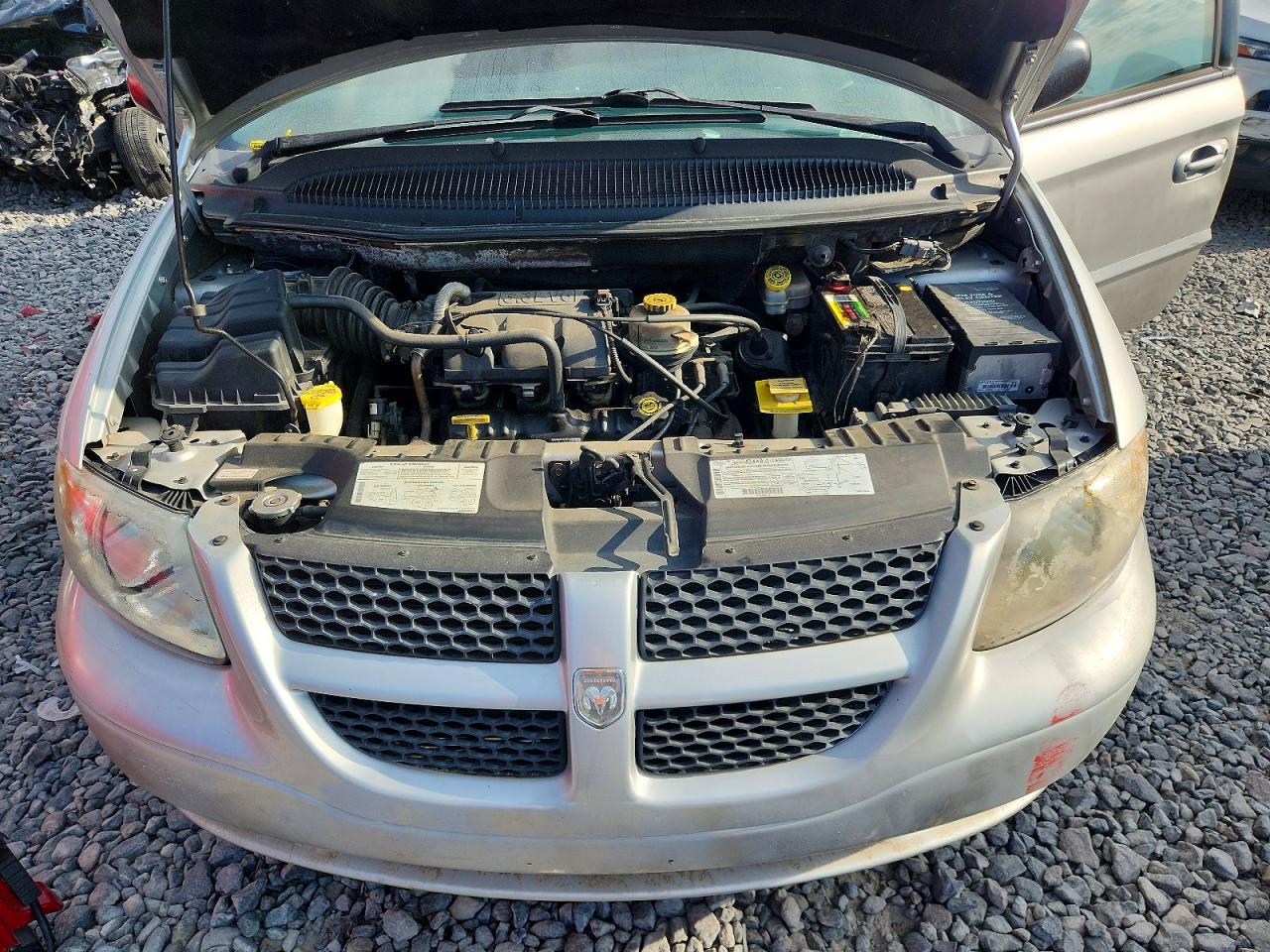 2001 Dodge Grand Caravan Sport Silver vin: 2B8GP44391R204711
