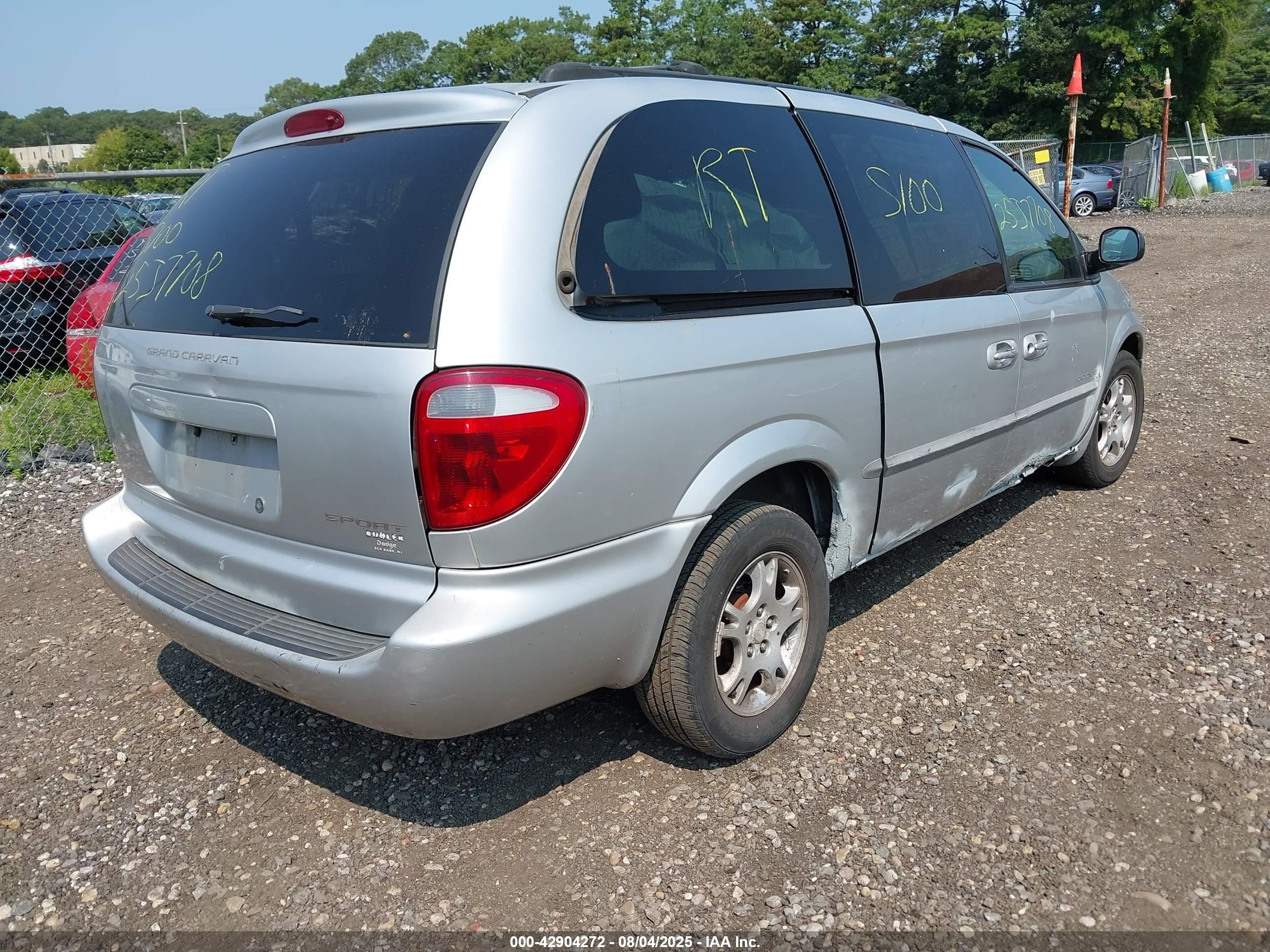2001 Dodge Grand Caravan Sport Gray vin: 2B8GP44G31R162720