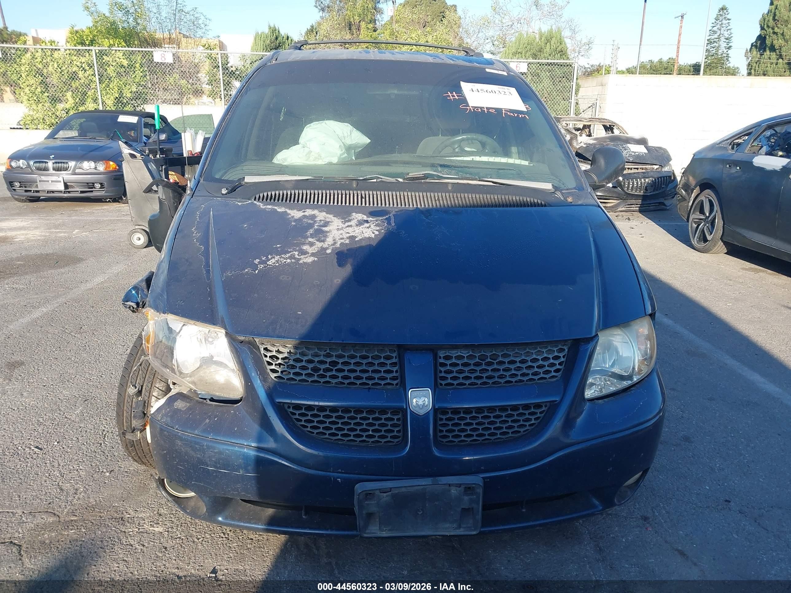 2001 Dodge Grand Caravan Sport Blue vin: 2B8GP44G41R142928