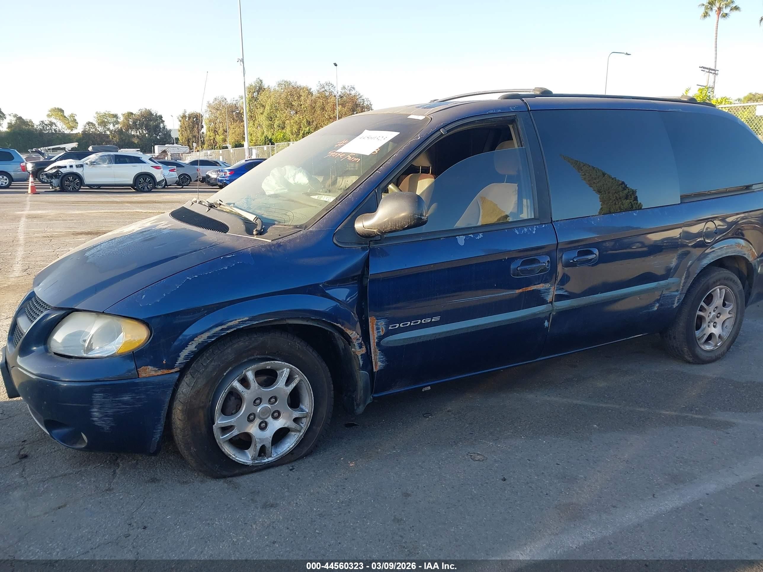 2001 Dodge Grand Caravan Sport Blue vin: 2B8GP44G41R142928