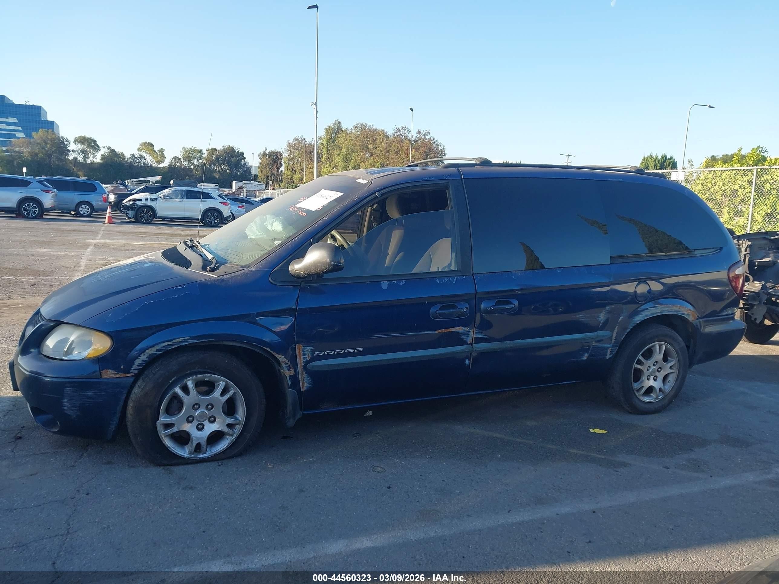 2001 Dodge Grand Caravan Sport Blue vin: 2B8GP44G41R142928