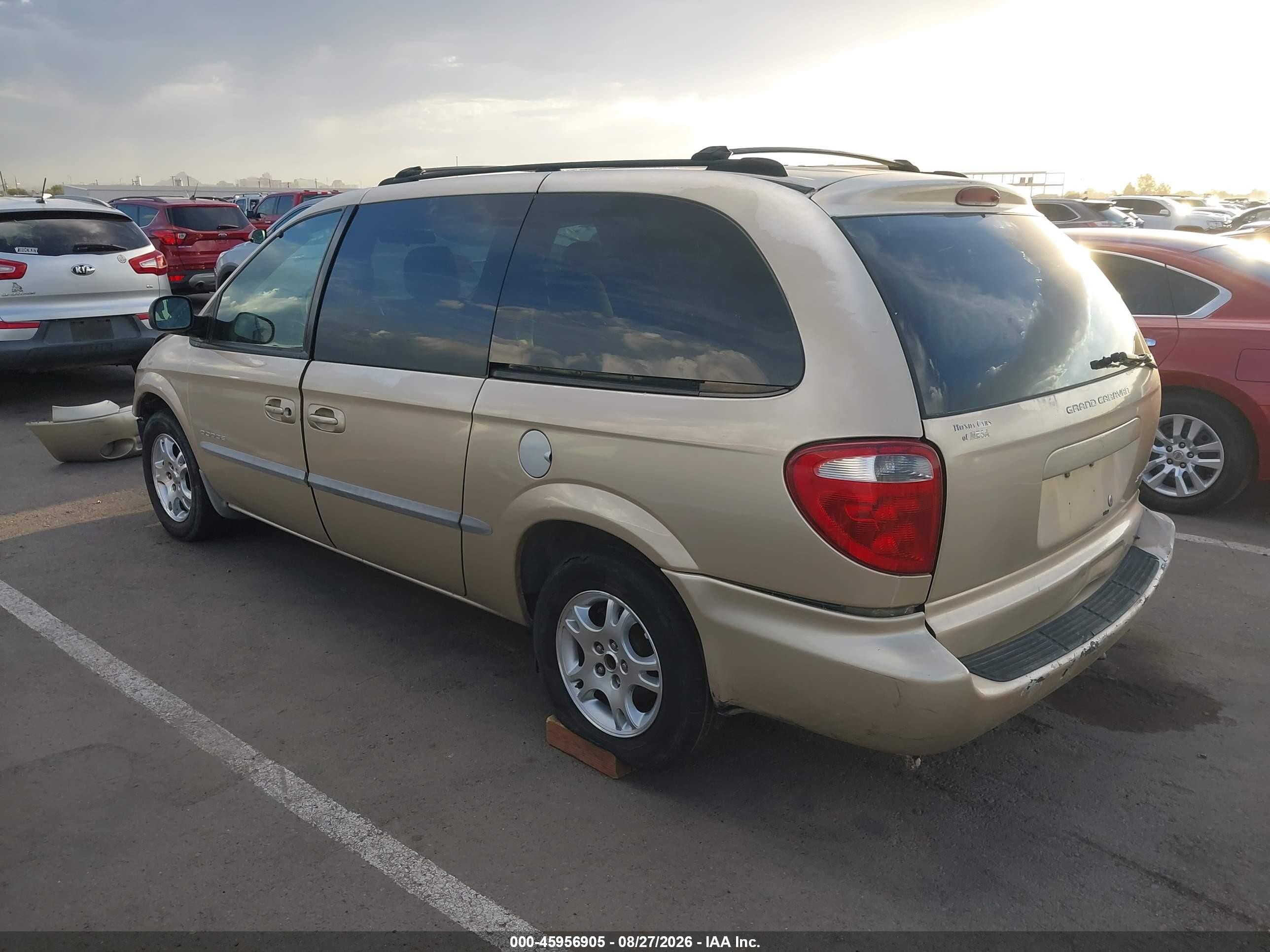 2001 Dodge Grand Caravan Sport Золотой vin: 2B8GP44G51R107136