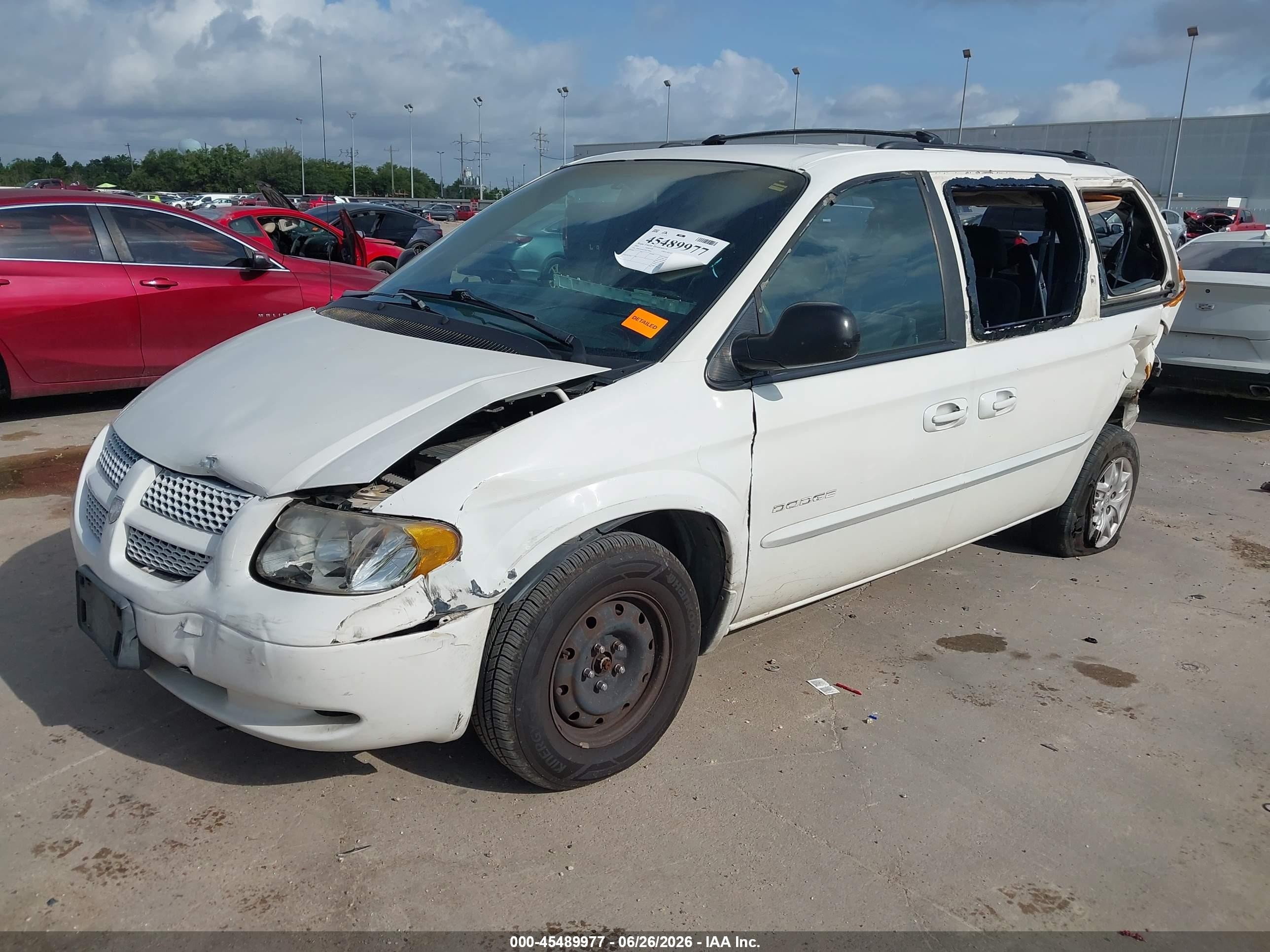 2001 Dodge Grand Caravan Sport Белый vin: 2B8GP44G71R177804