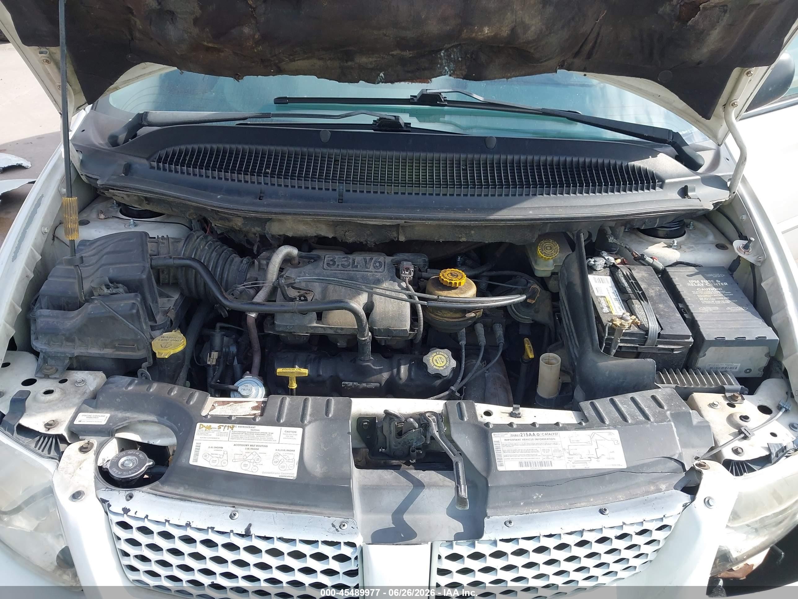 2001 Dodge Grand Caravan Sport Белый vin: 2B8GP44G71R177804
