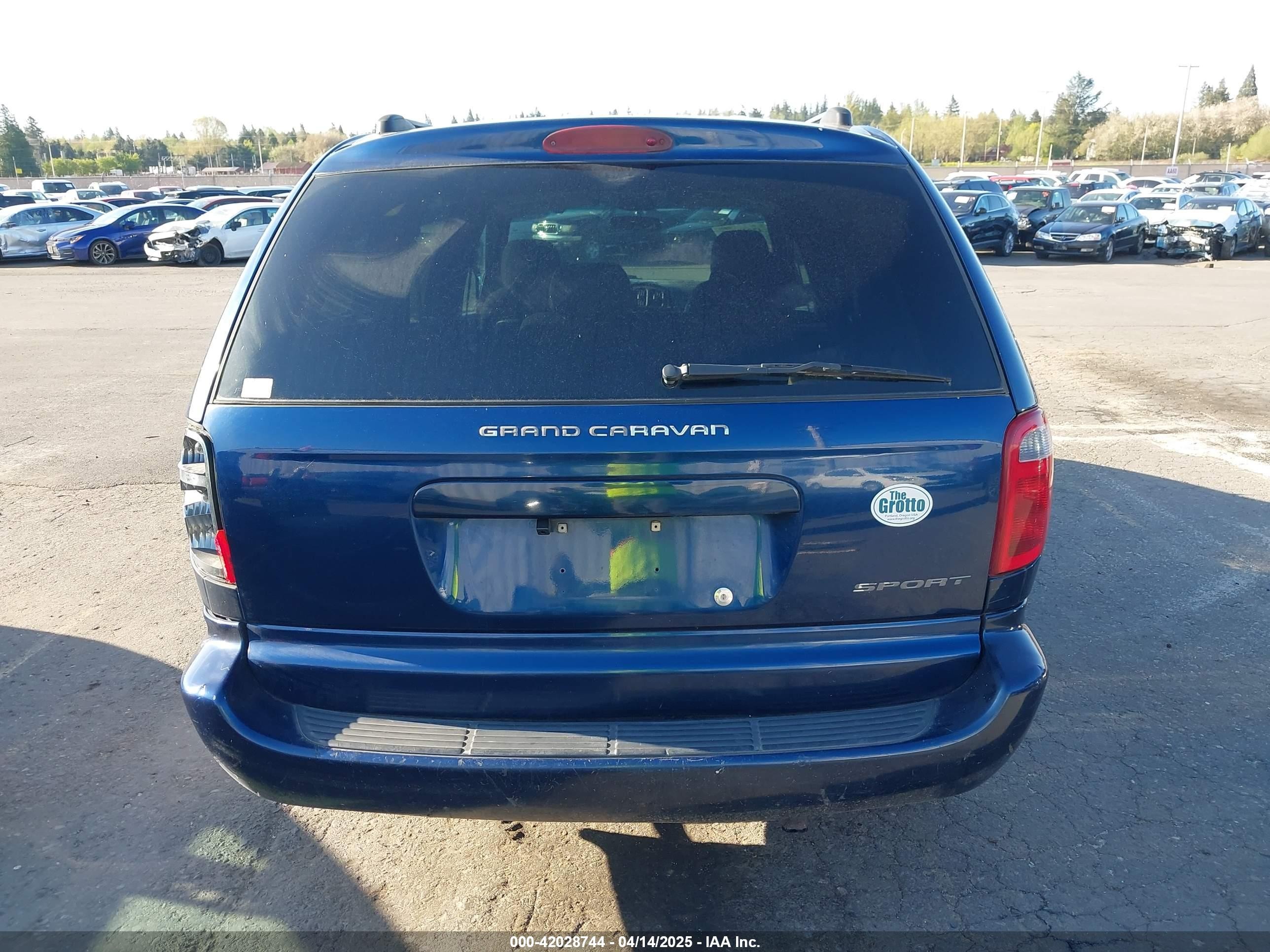 2001 Dodge Grand Caravan Sport Blue vin: 2B8GP44G81R118664