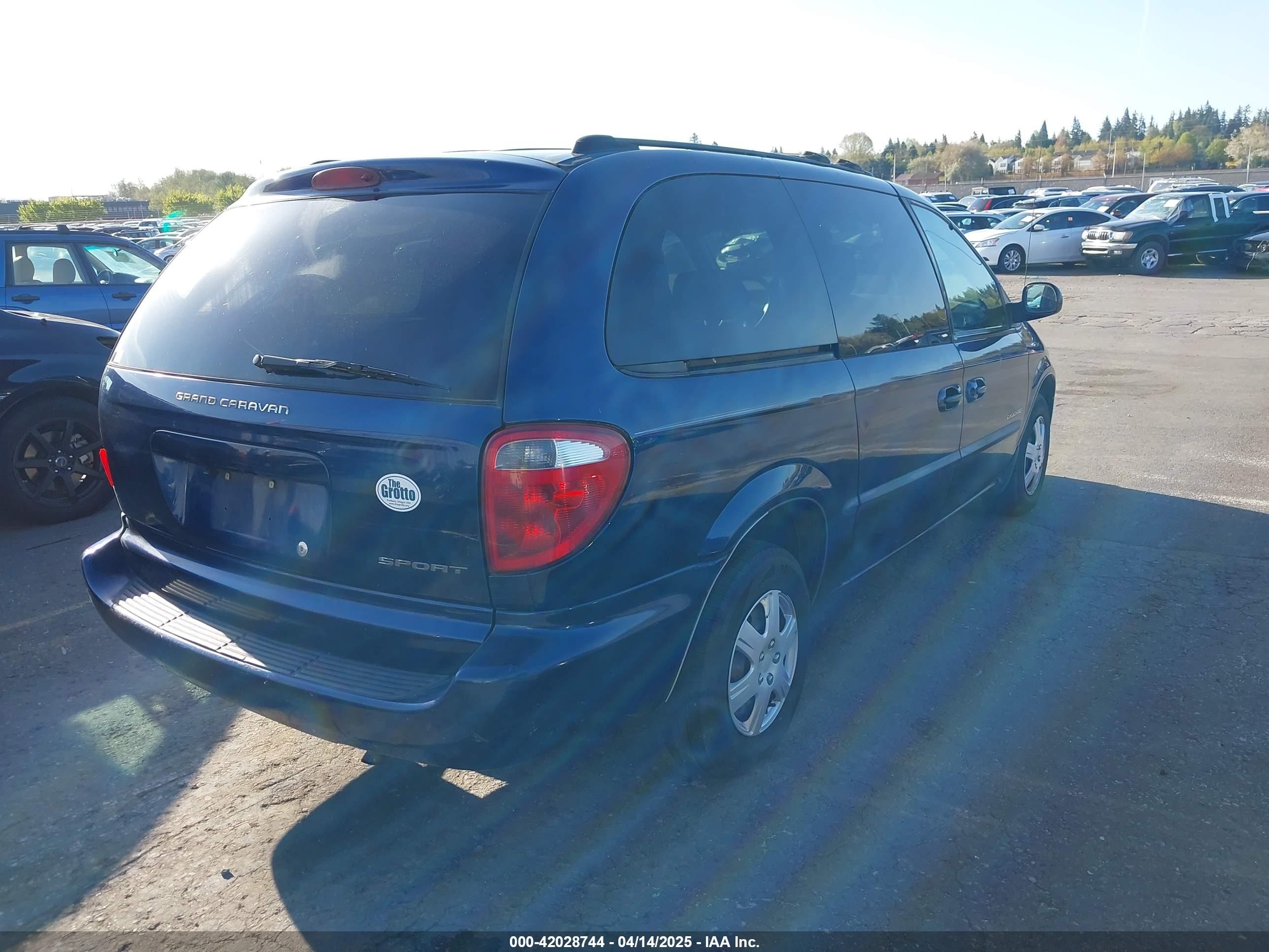 2001 Dodge Grand Caravan Sport Blue vin: 2B8GP44G81R118664