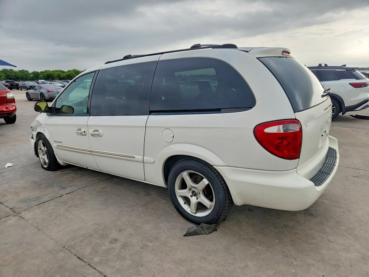 2001 Dodge Grand Caravan Es Белый vin: 2B8GP54L81R411760