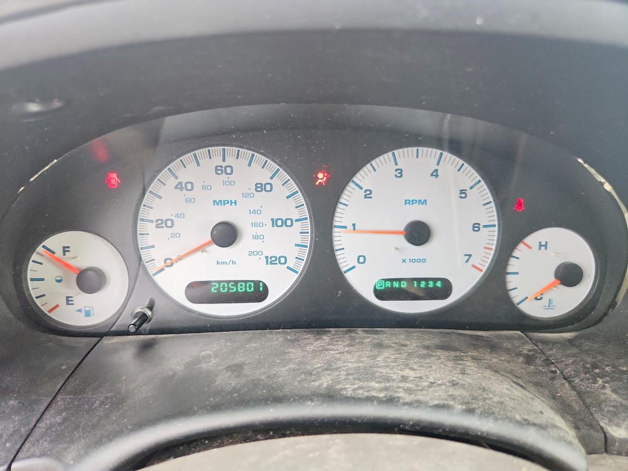 2001 Dodge Grand Caravan Es Белый vin: 2B8GP54L81R411760