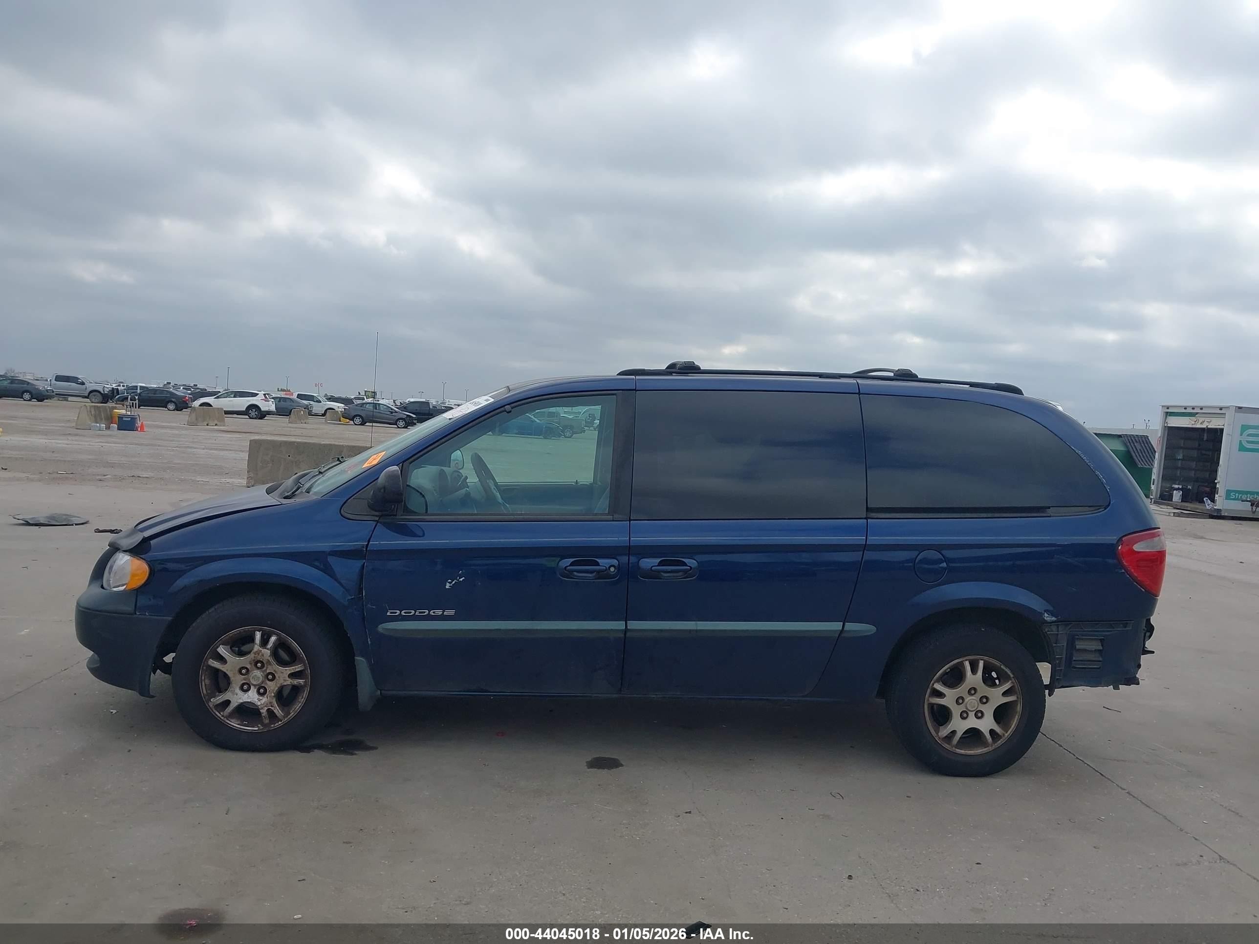 2001 Dodge Grand Caravan Ex Dark Blue vin: 2B8GP74L51R307142