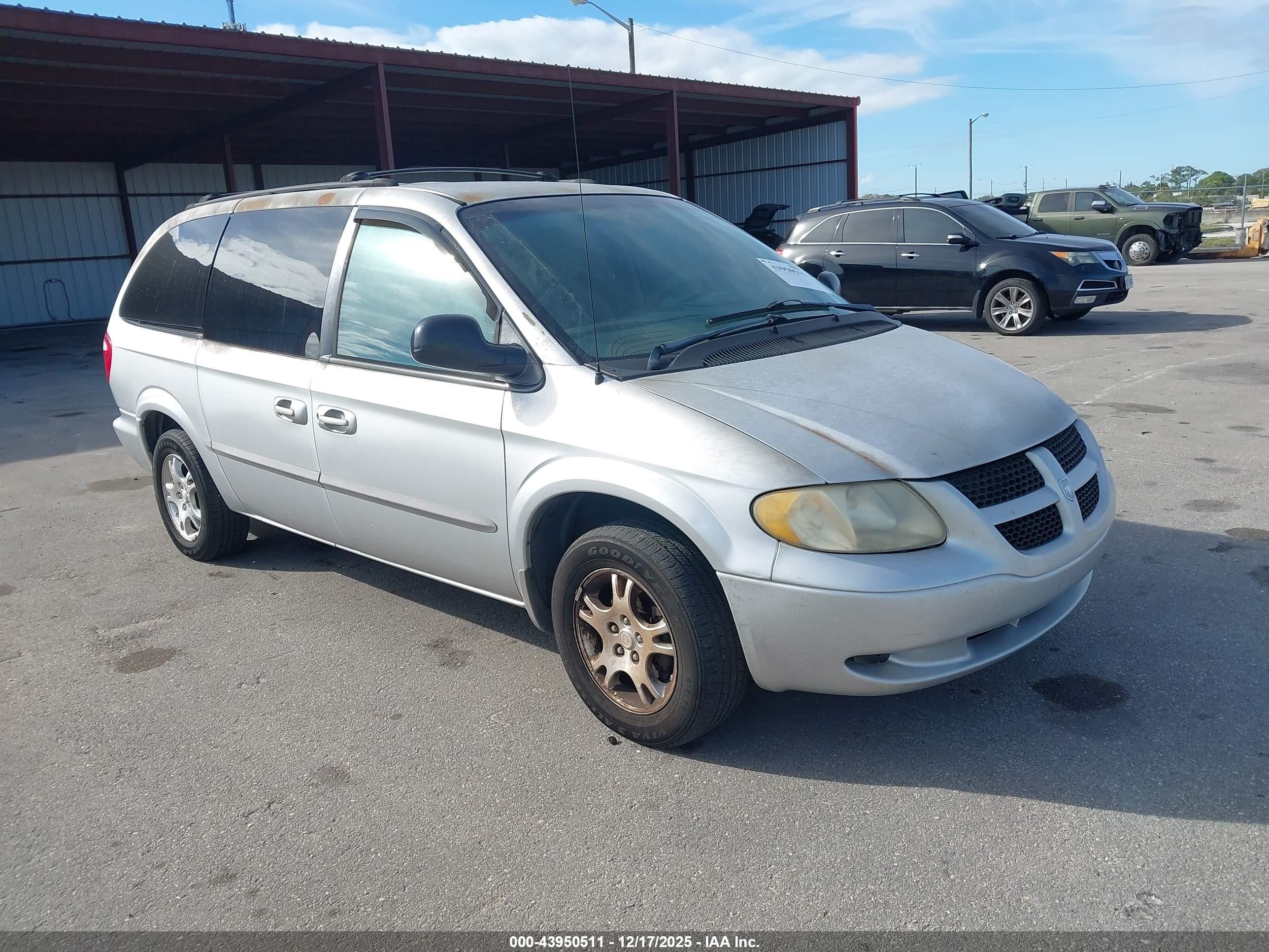 2002 Dodge Grand Caravan Ex Silver vin: 2B8GP74L62R501423