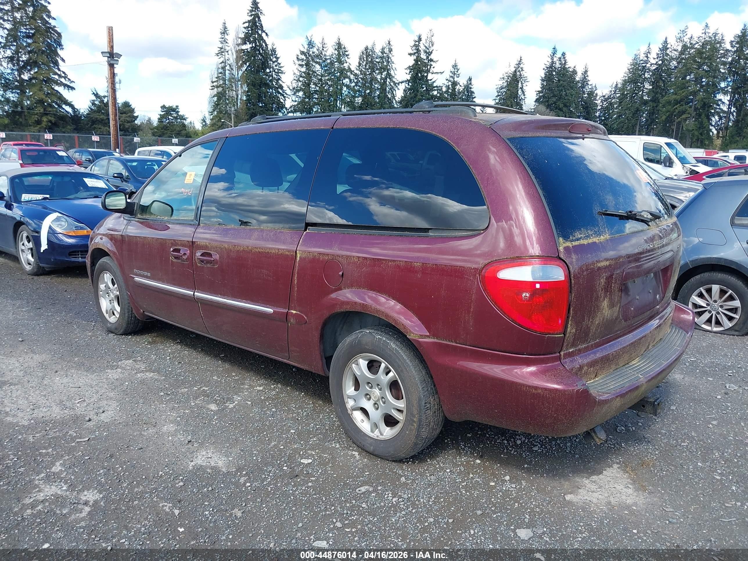 2001 Dodge Grand Caravan Es Red vin: 2B8GT54L71R183925