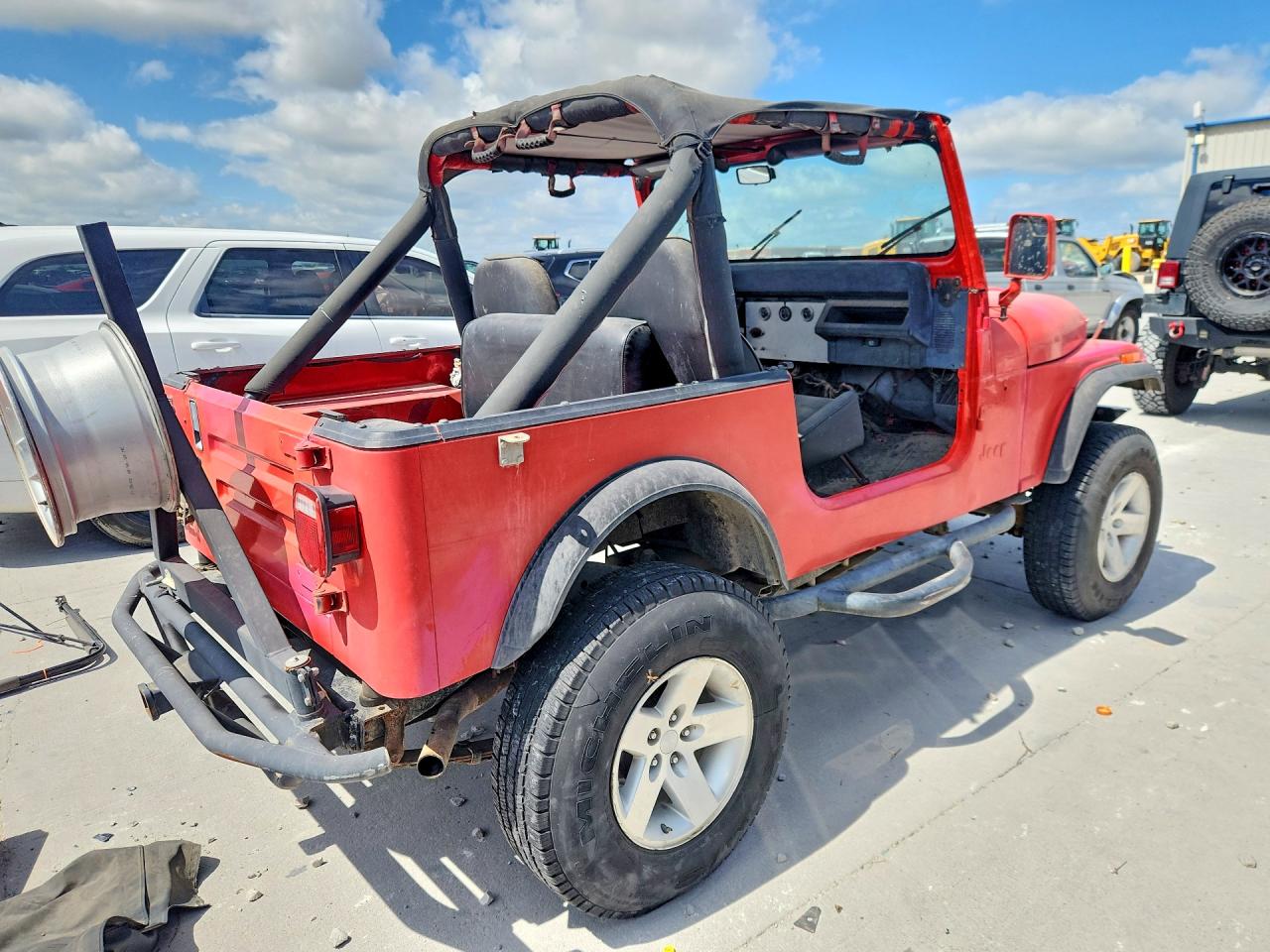 1987 Jeep Wrangler Red vin: 2BCCV8112HB542264