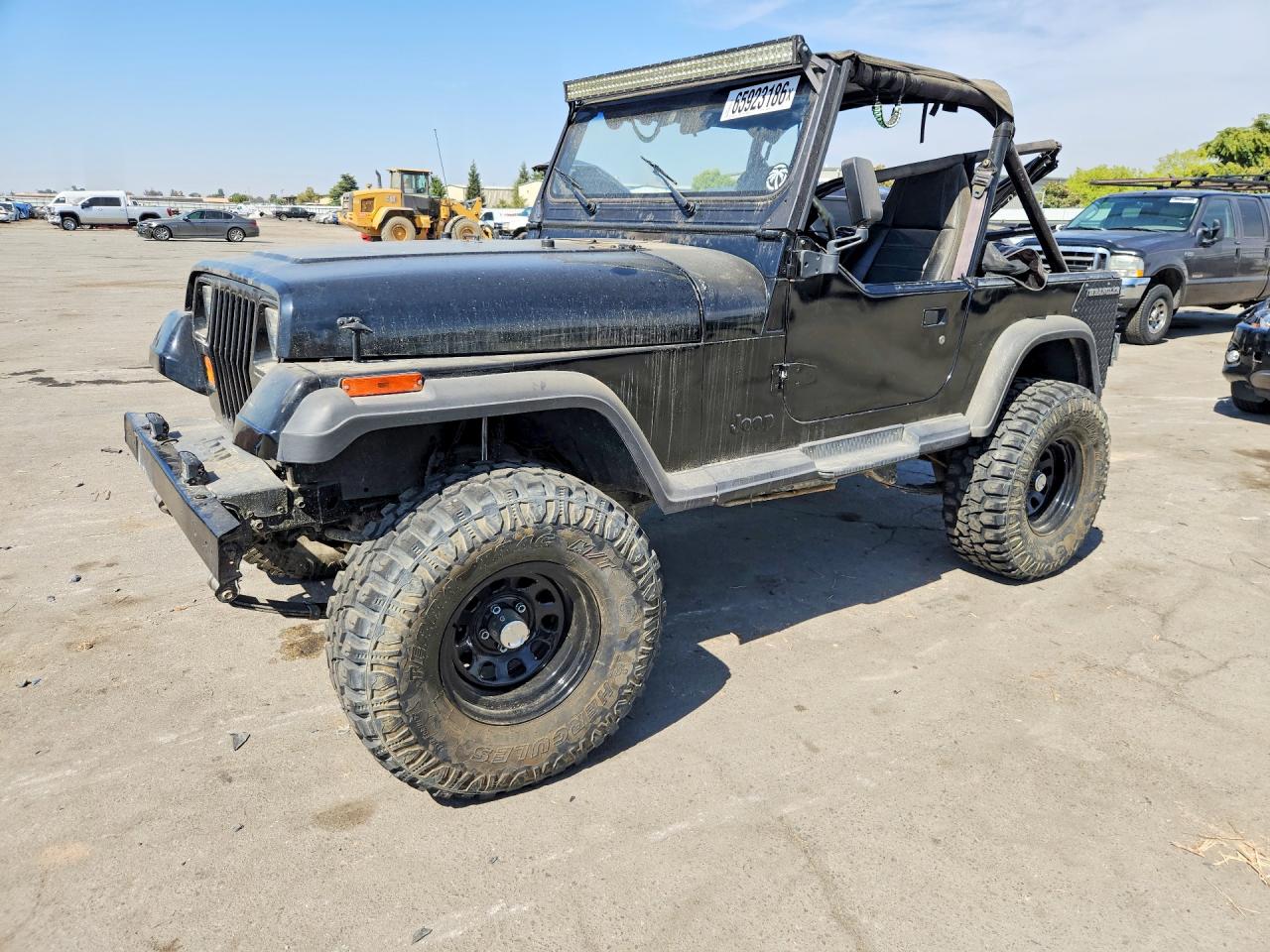 2BCCV8116JB524260