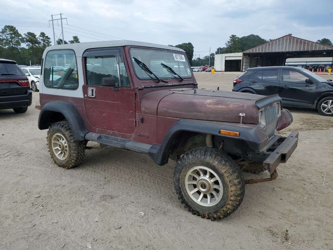 1988 Jeep Wrangler Burgundy vin: 2BCCV8116JB534271