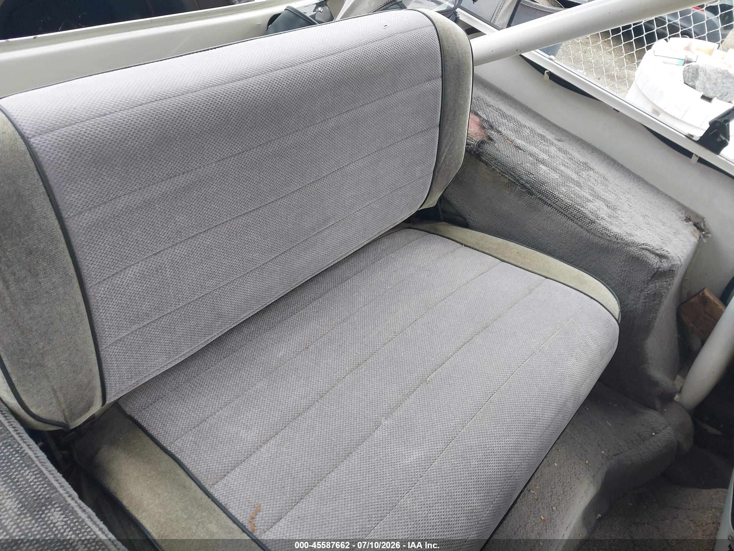 1988 Jeep Wrangler   White vin: 2BCCV8119JB509378