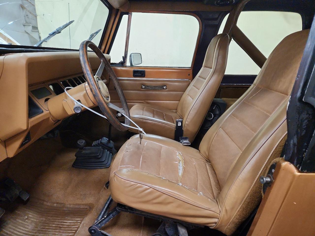 1987 Jeep Wrangler Sport Brown vin: 2BCCV8138HB524692