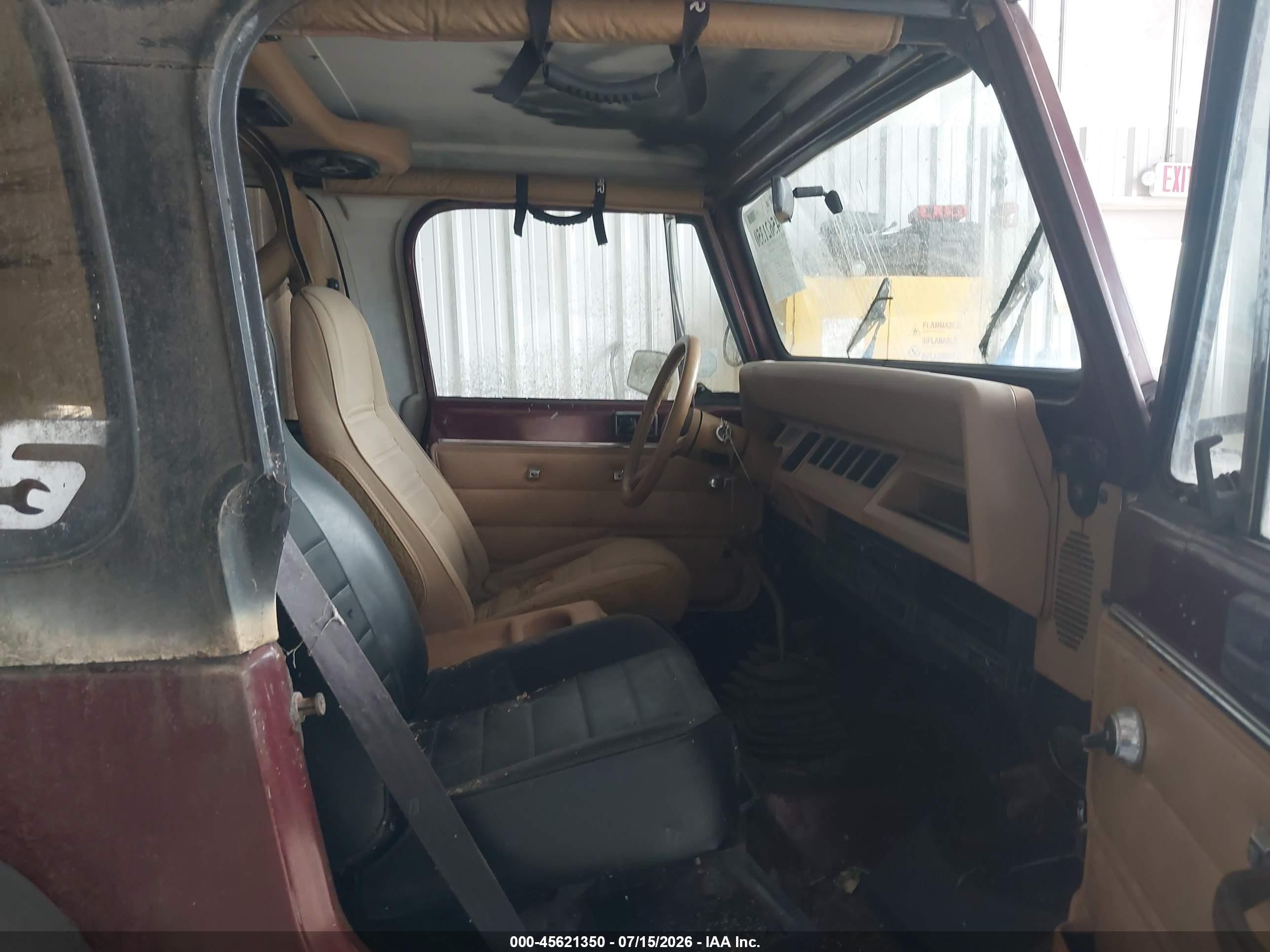 1988 Jeep Wrangler Sport Бордовый vin: 2BCCV8139JB529356