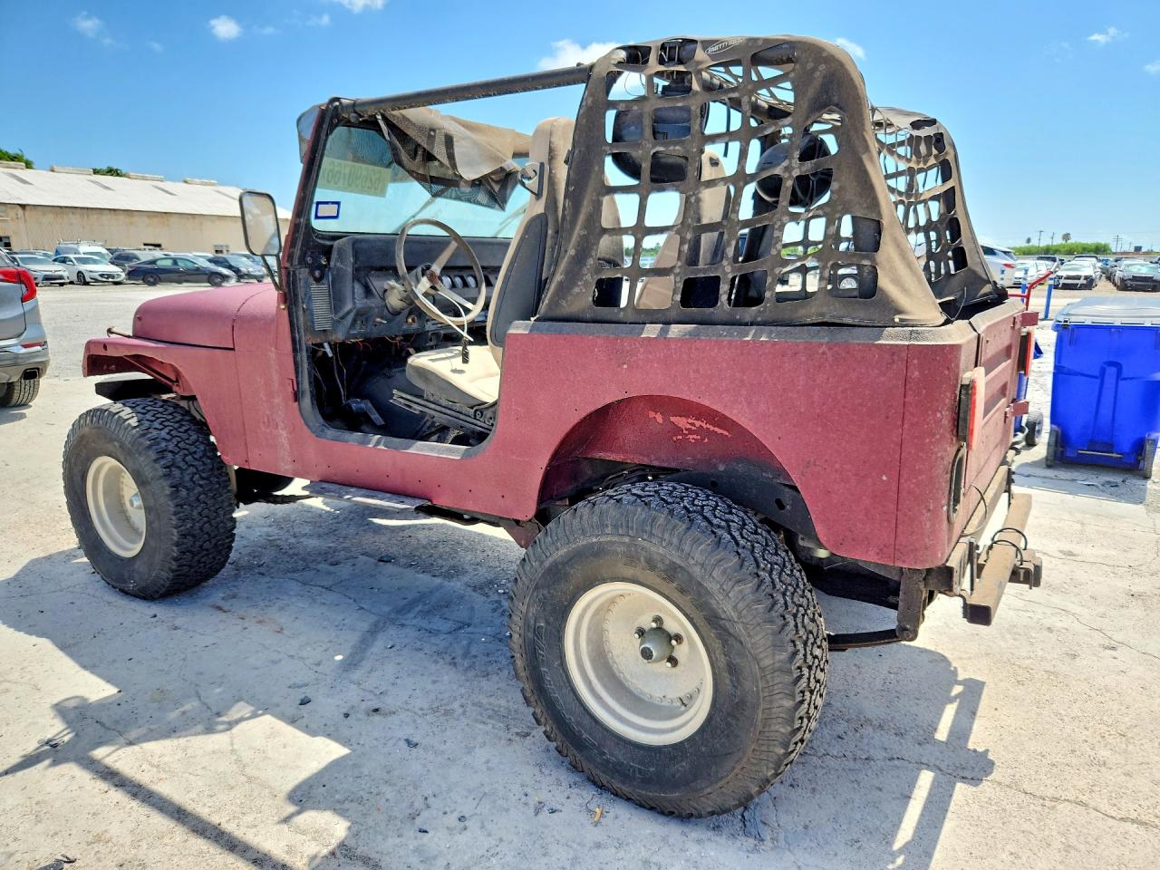 1987 Jeep Wrangler Burgundy vin: 2BCCV81J1HB537878